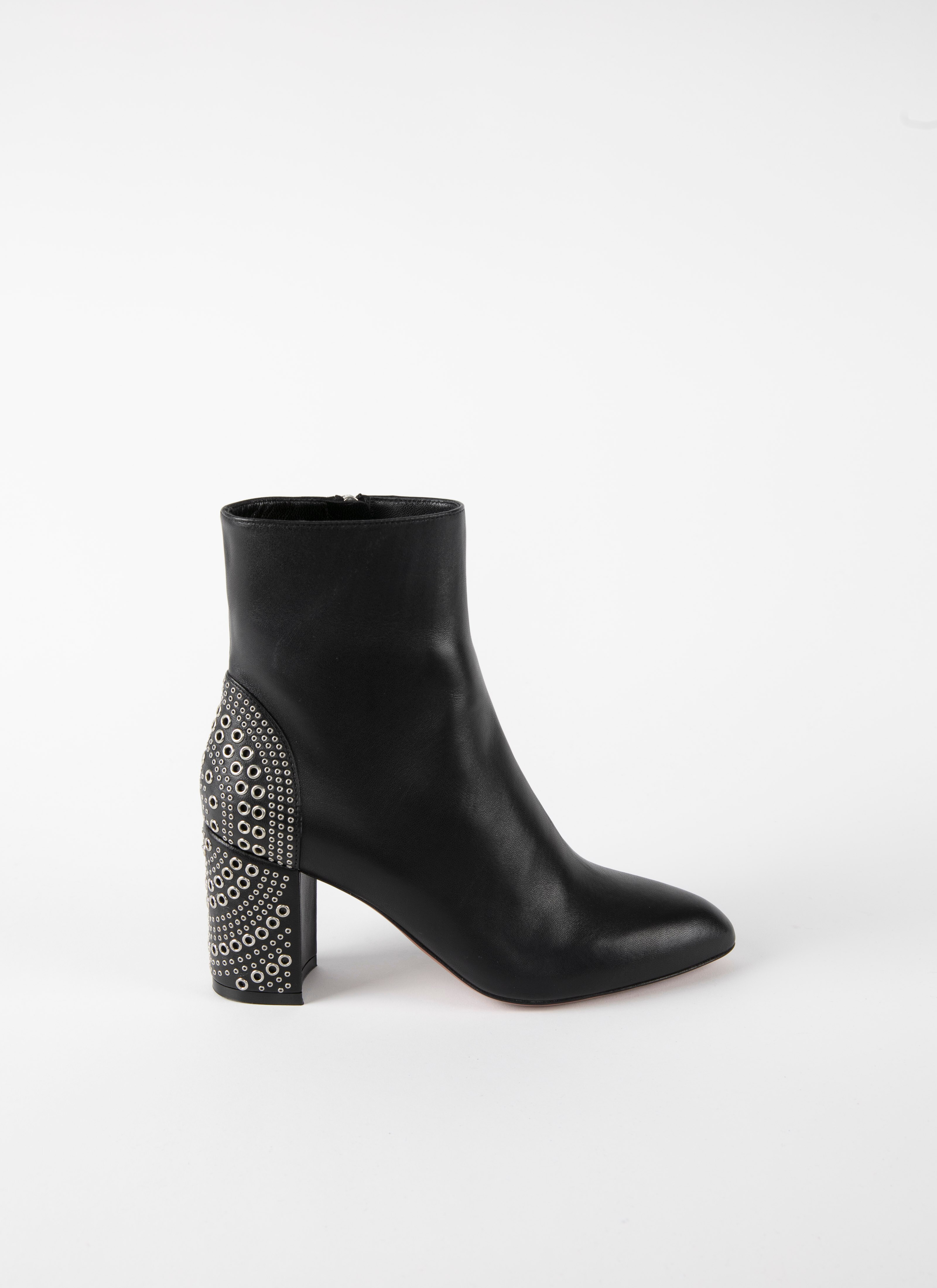 alaia boots