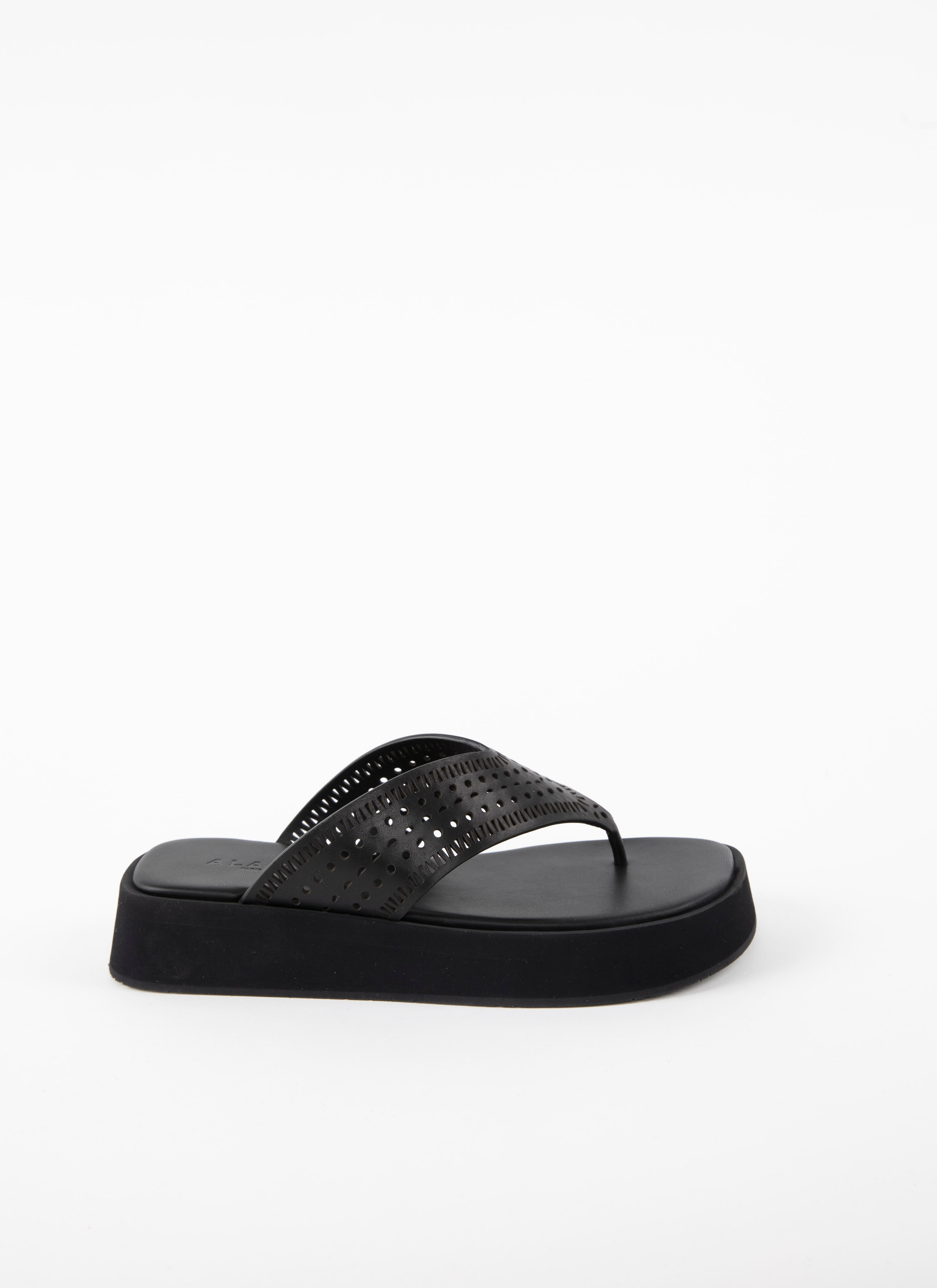 ALAÏA BLACK SANDALS