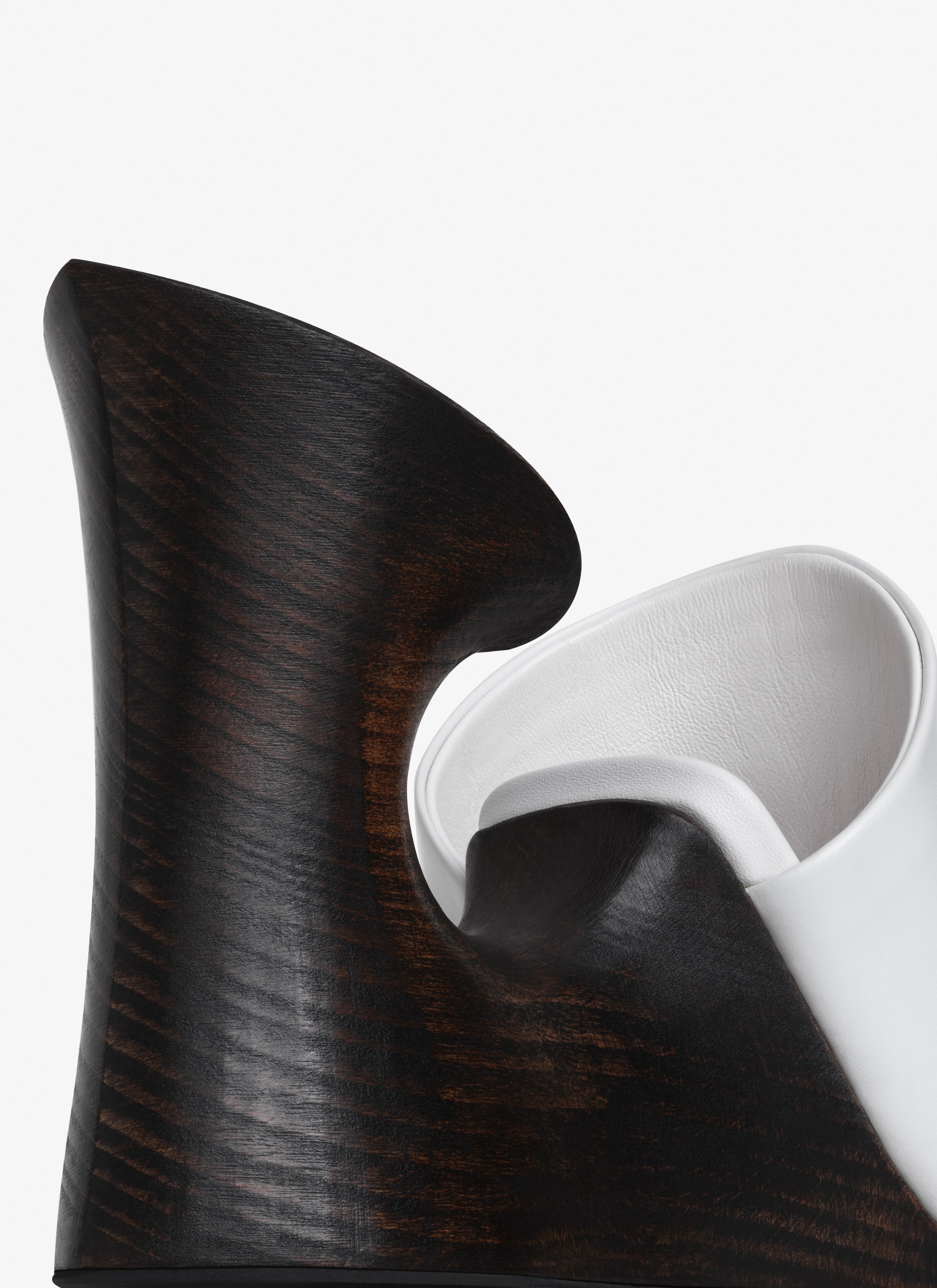 ALAÏA OFF-WHITE LA SCULPTURE MULES IN CALFSKIN & WOOD