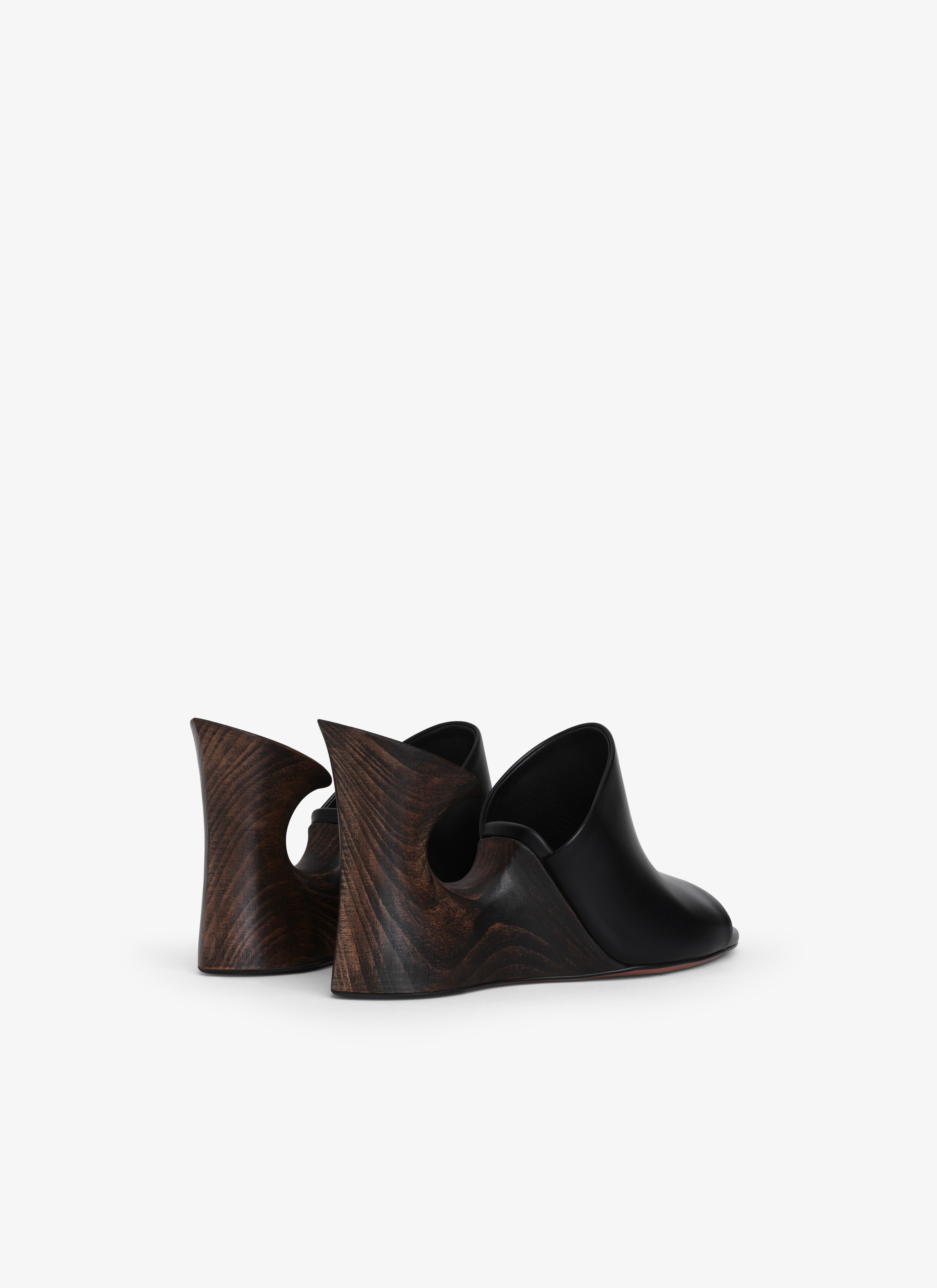 ALAÏA BLACK LA SCULPTURE MULES IN CALFSKIN & WOOD