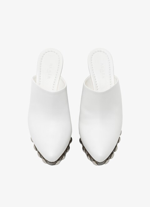 Le Sabot clogs in calfskin & wood - maison-alaia.com