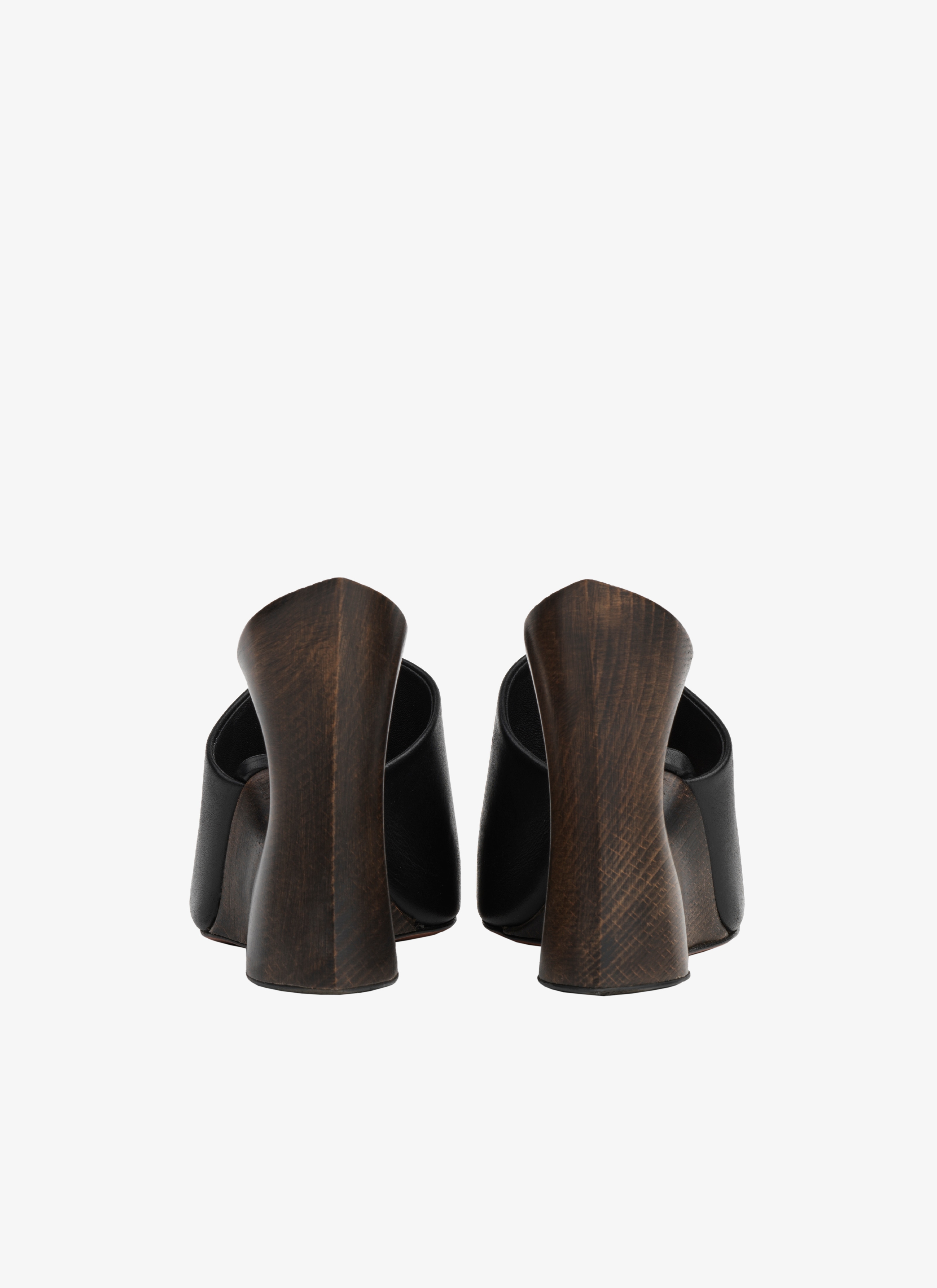 ALAÏA BLACK WOODEN HEEL SCULPTURE