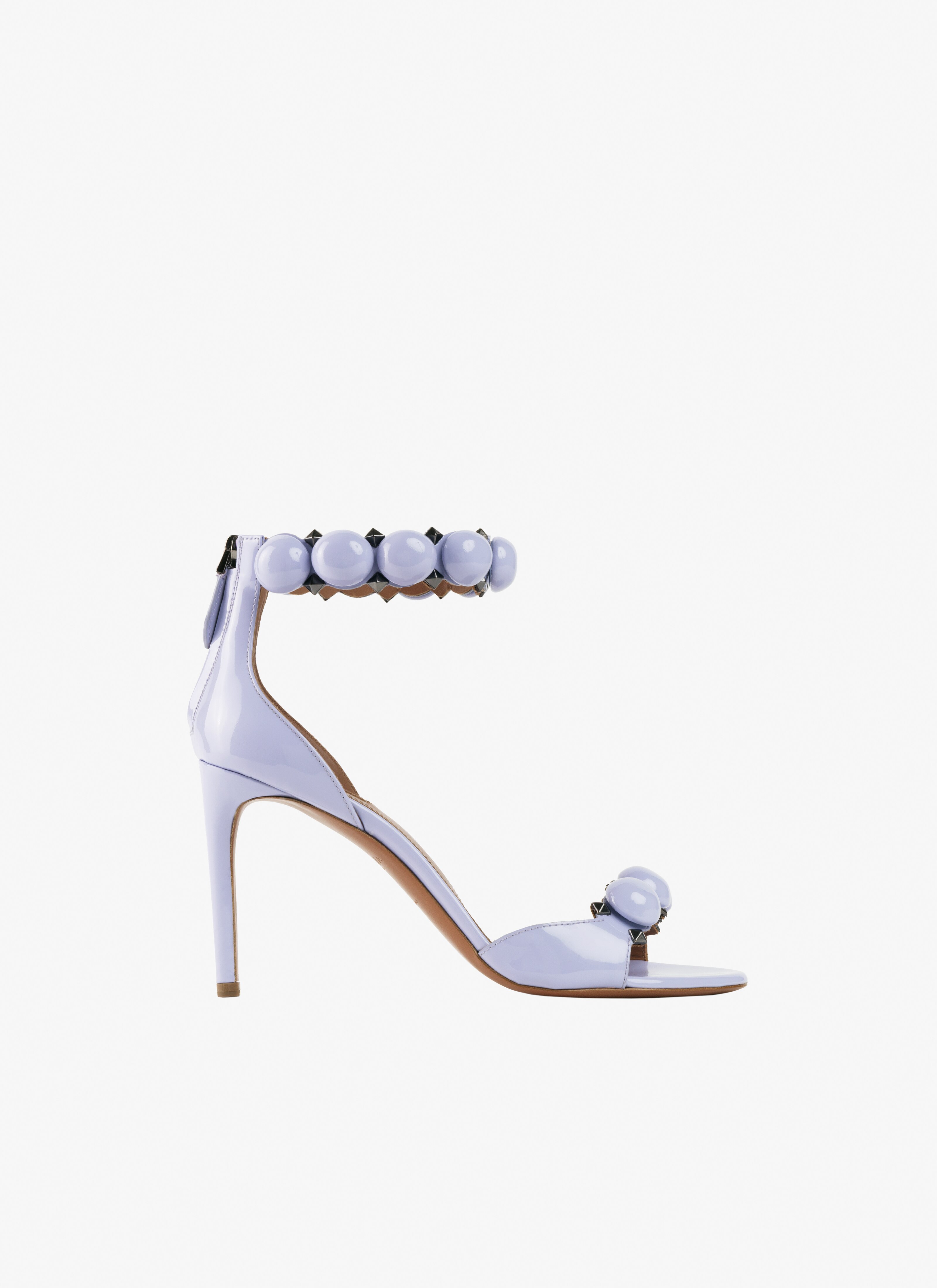 BOMBE SANDALS IN PATENT CALFSKIN maison-alaia.com