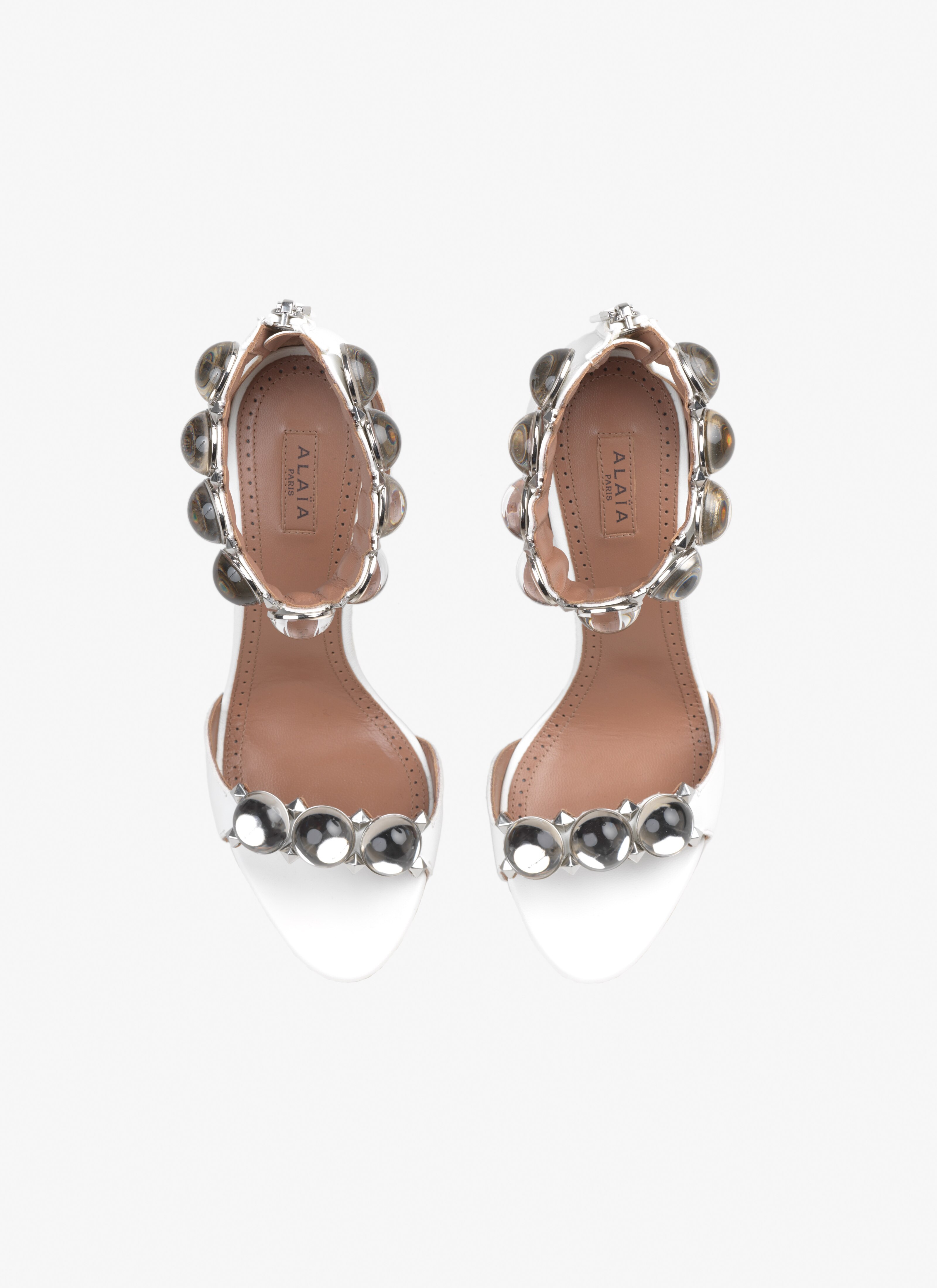 ALAÏA OFF-WHITE BOMBE SANDALS IN LAMBSKIN