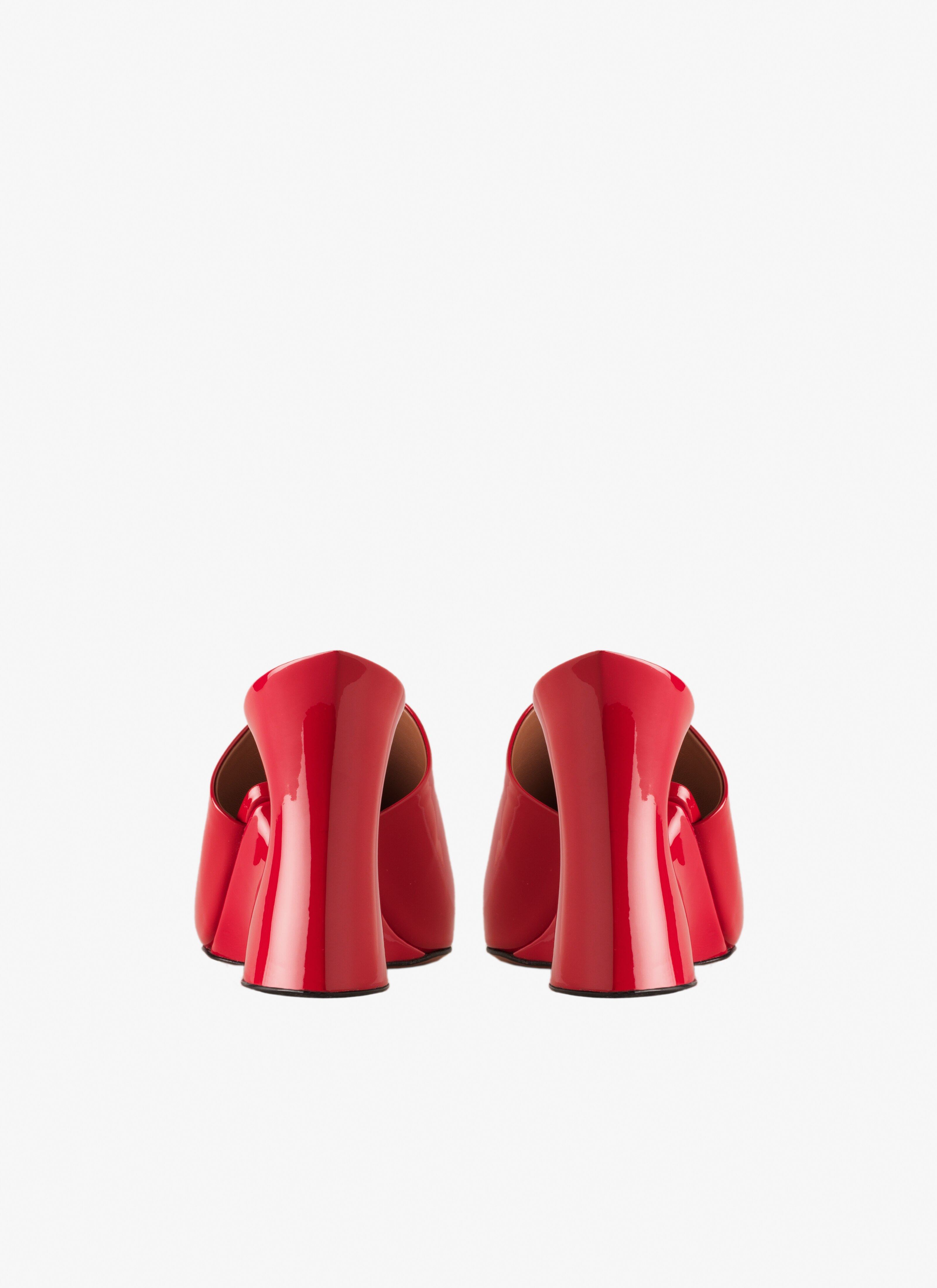 La Sculpture mules in calfskin & wood - maison-alaia.com