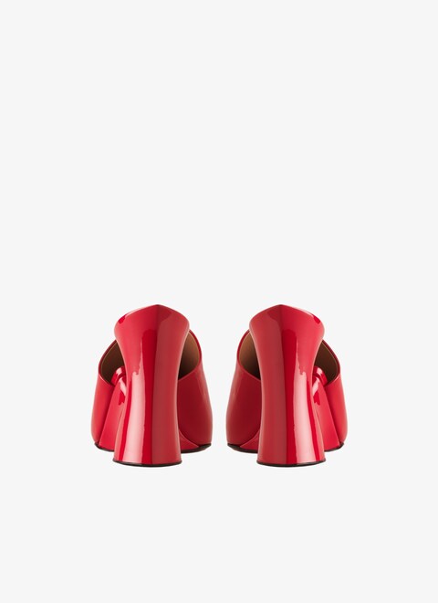La Sculpture mules in calfskin - maison-alaia.com