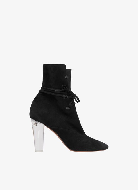 Trekking ankle boots in suede calfskin - maison-alaia.com