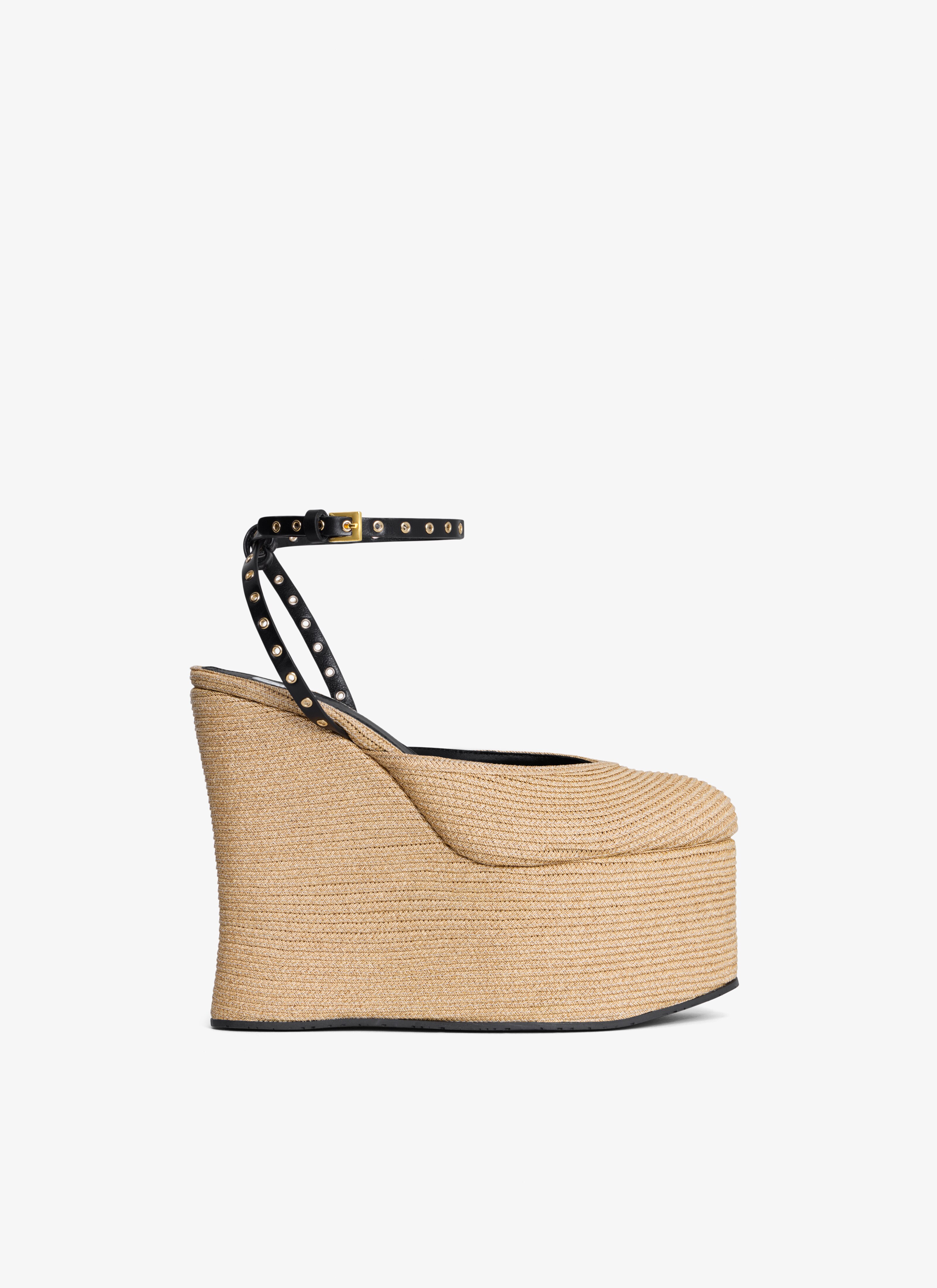 ALAÏA NATURAL/BLACK LA WEDGE SANDALS IN PAPER STRAW