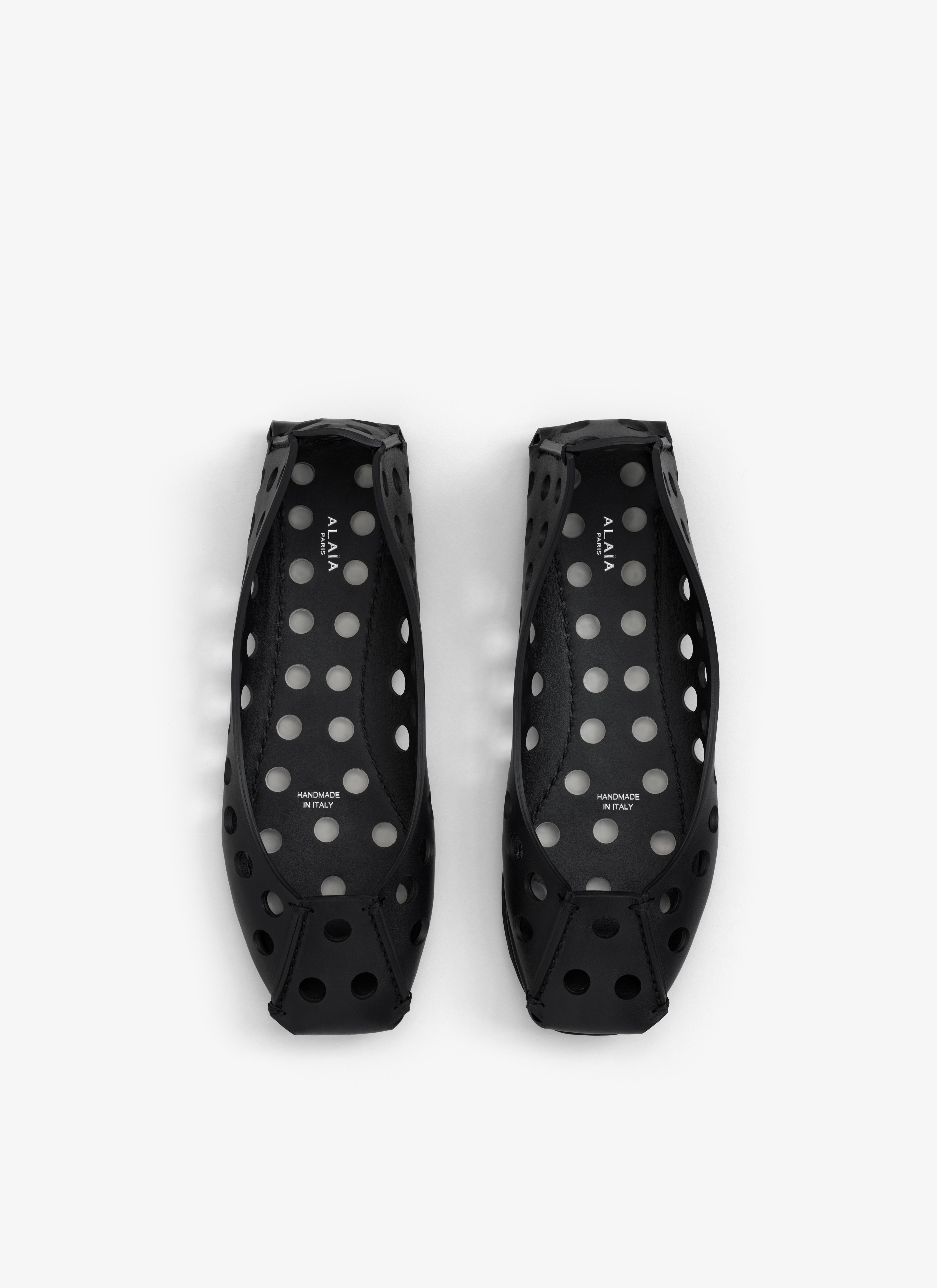 ALAÏA BLACK PERFO BALLET FLATS IN CALFSKIN