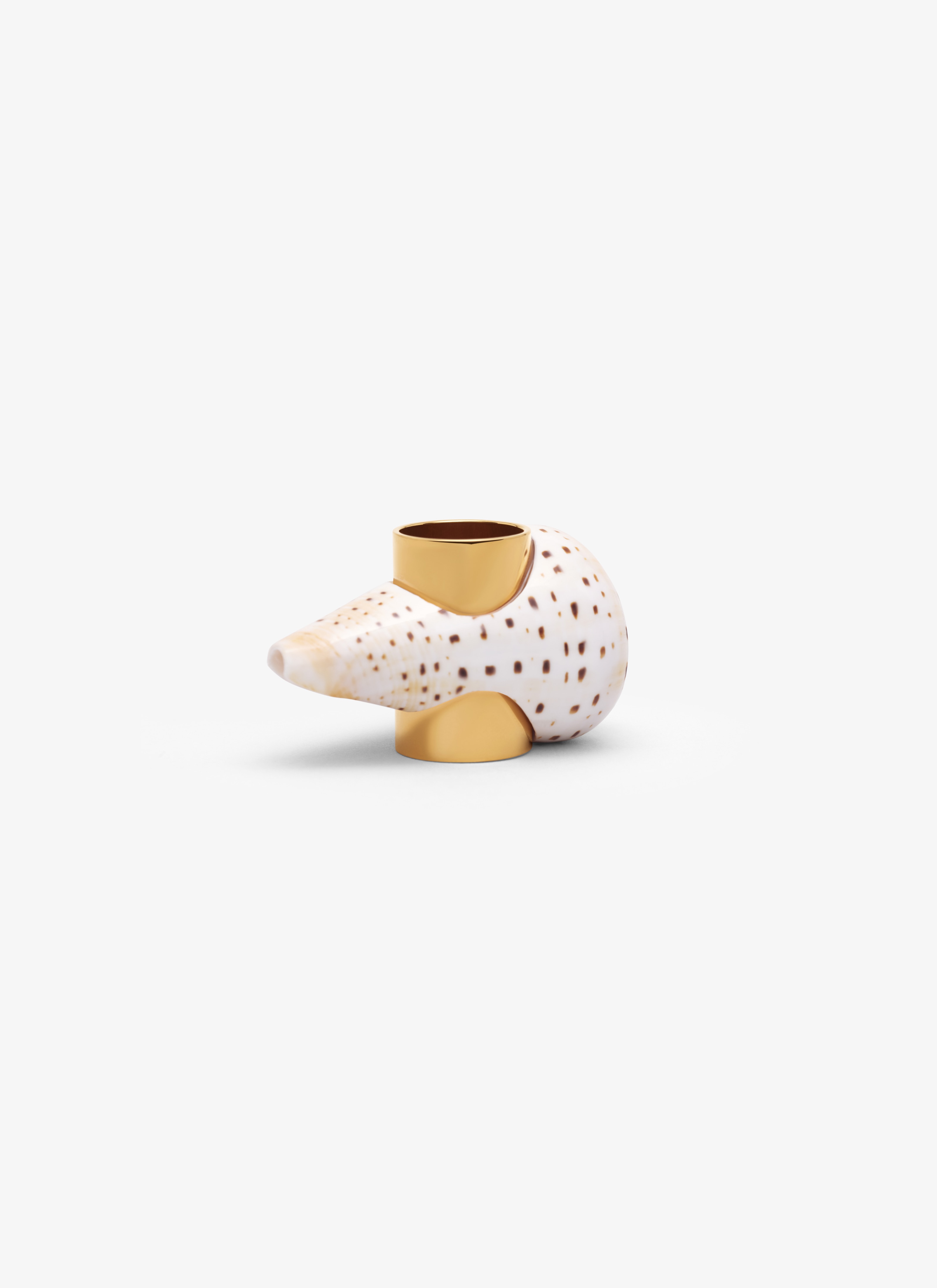 ALAÏA NATURAL/DORADO ANILLO LARGO DE CONCHA