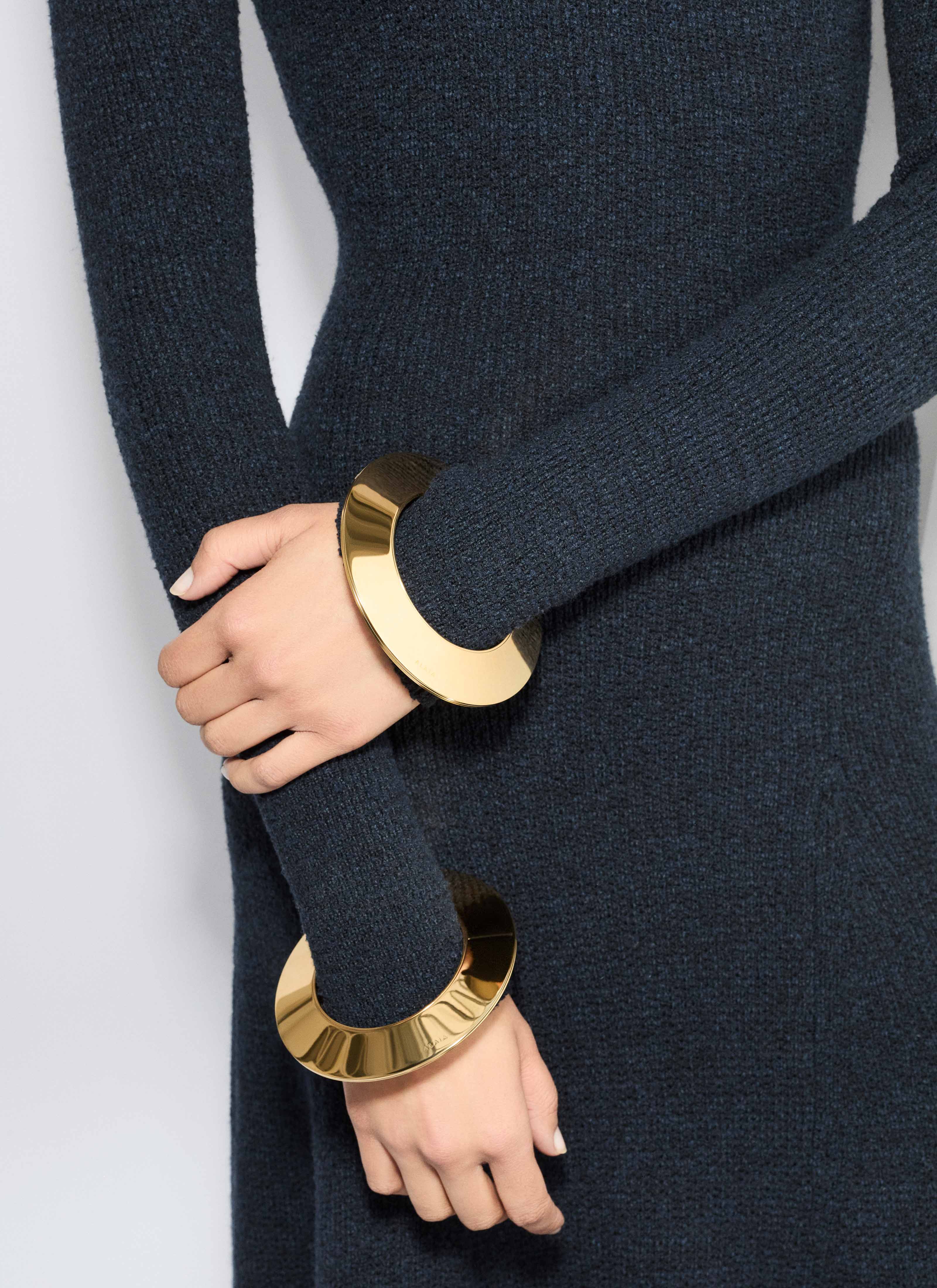 ALAÏA GOLD BLADE BANGLE