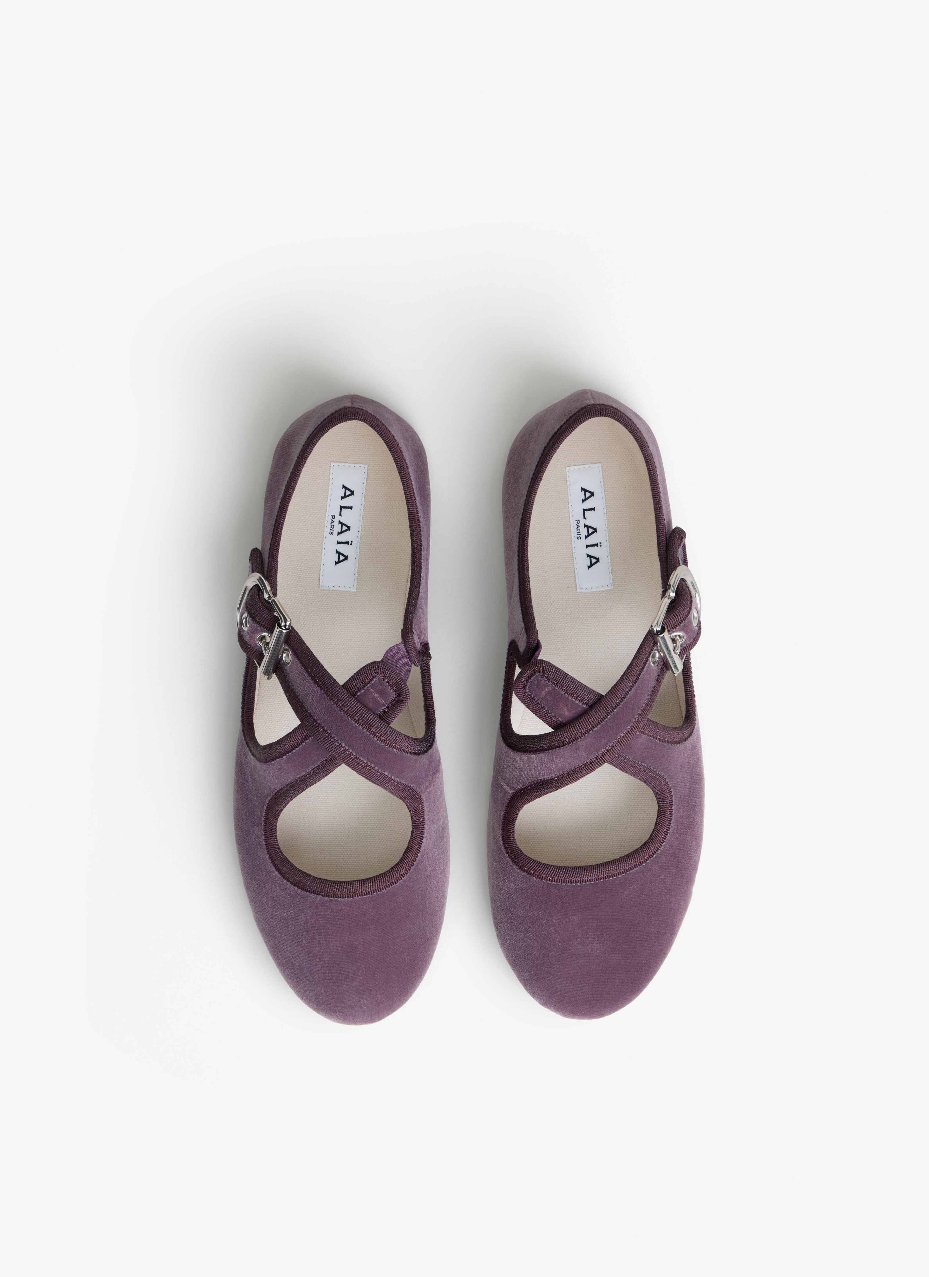 ALAÏA PURPLE CRISS CROSS BALLET FLATS IN VELVET