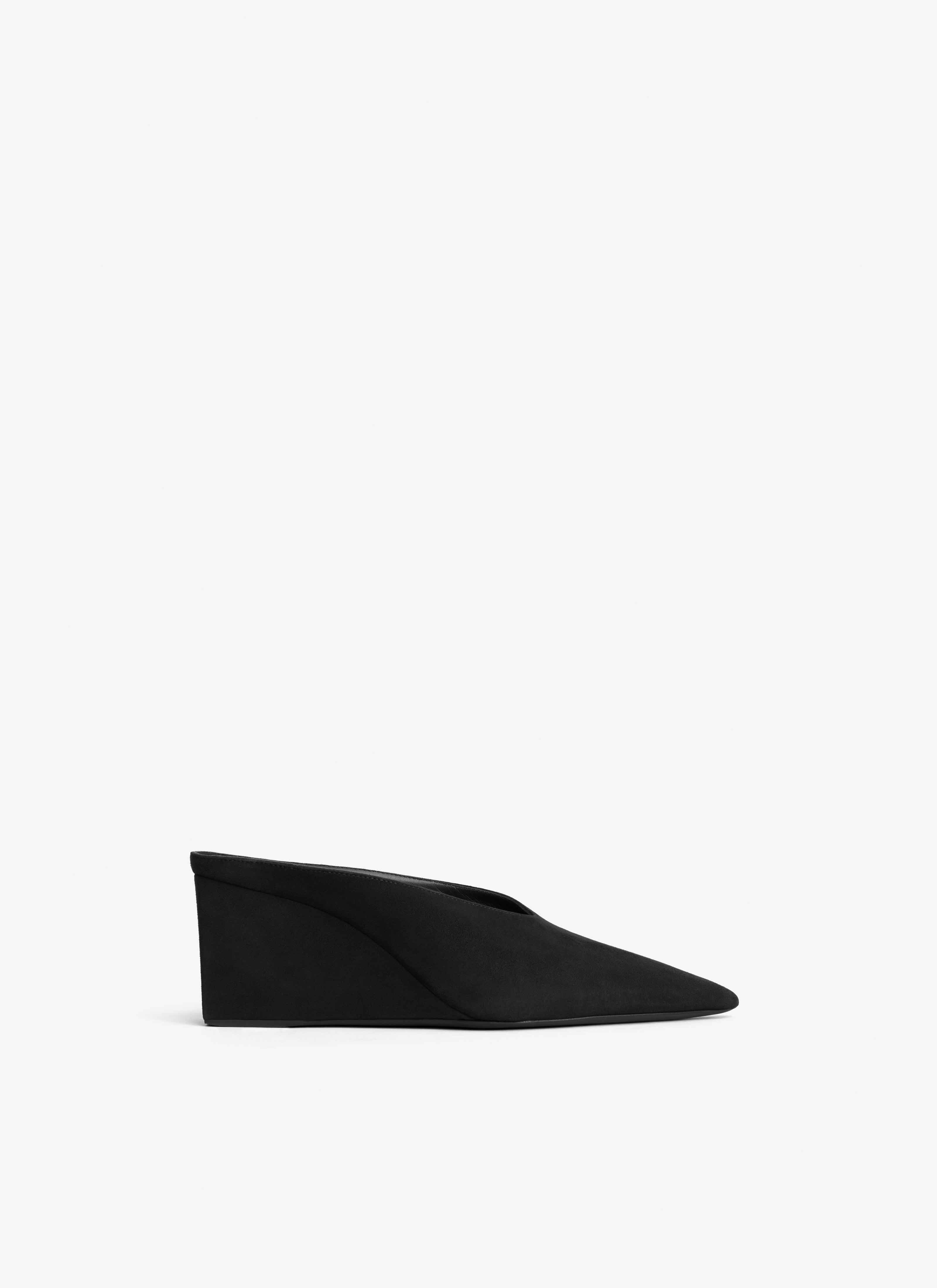 ALAÏA NEGRO MULES DE CUÑA TIPO CUBO DE ANTE DE CABRA