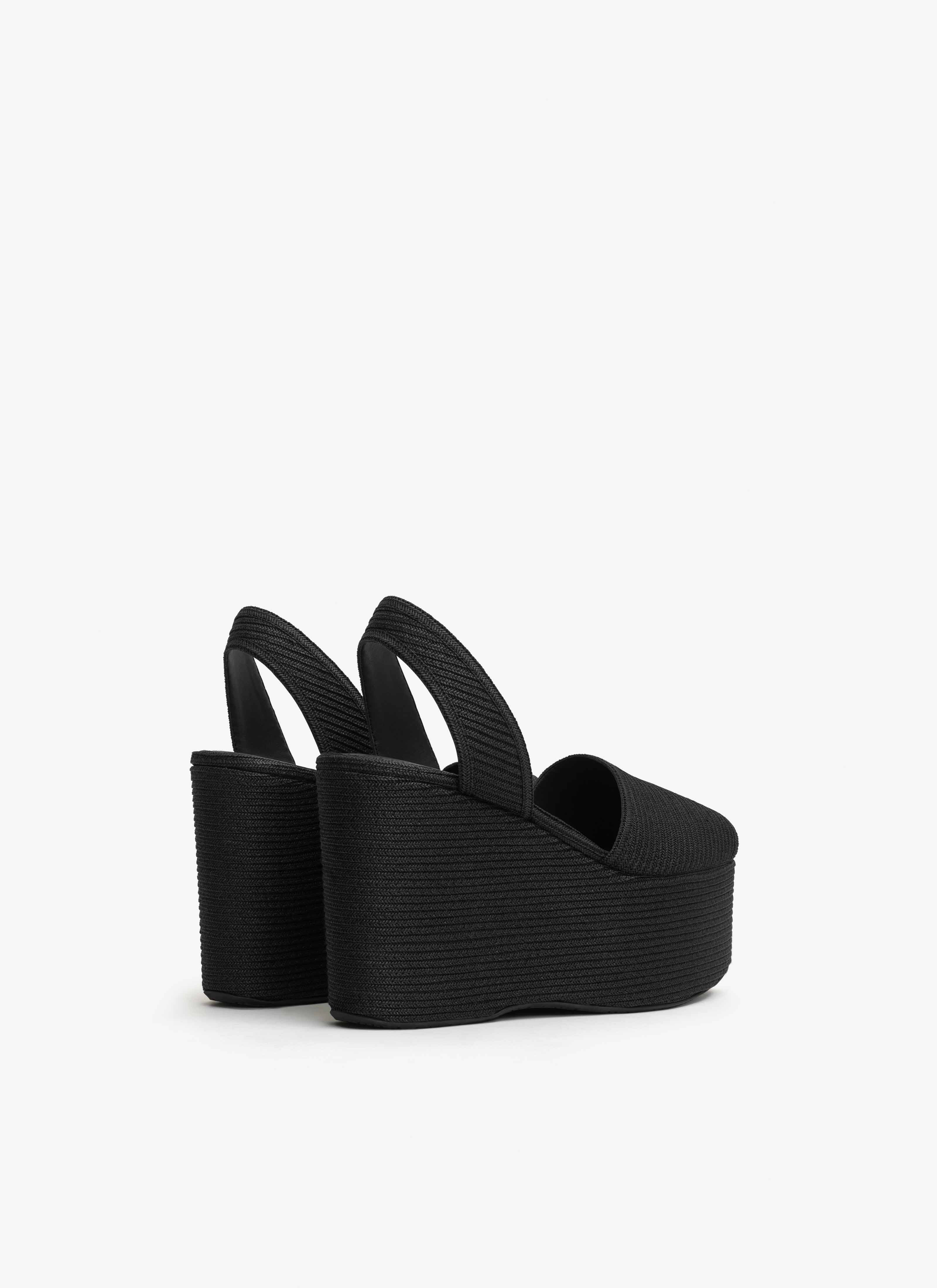 ALAÏA SANDALI WEDGE IN CANNUCCE DI CARTA NERO