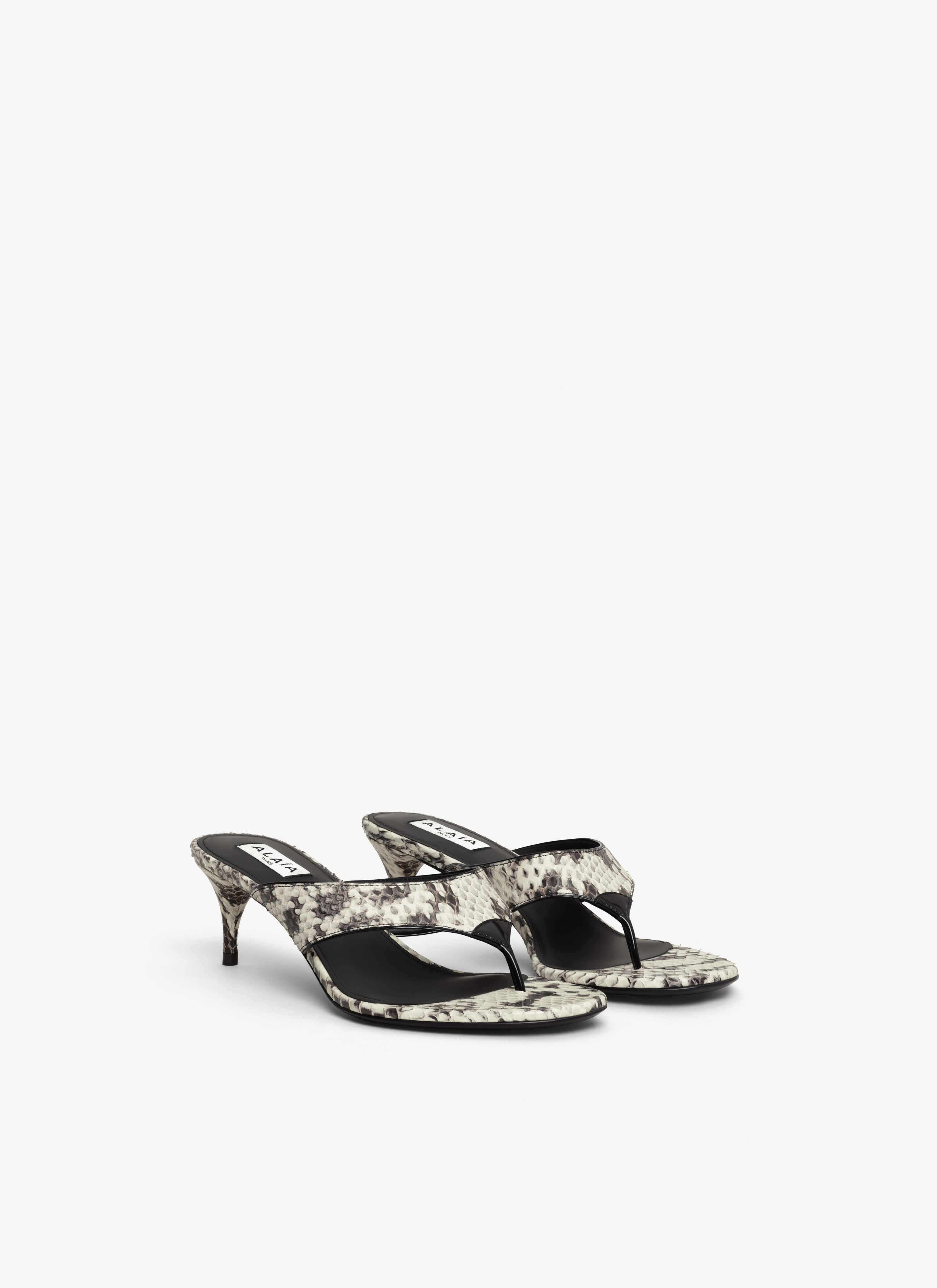 ALAÏA WHITE/BLACK INFRADITO THONG MULES IN ELAPHE