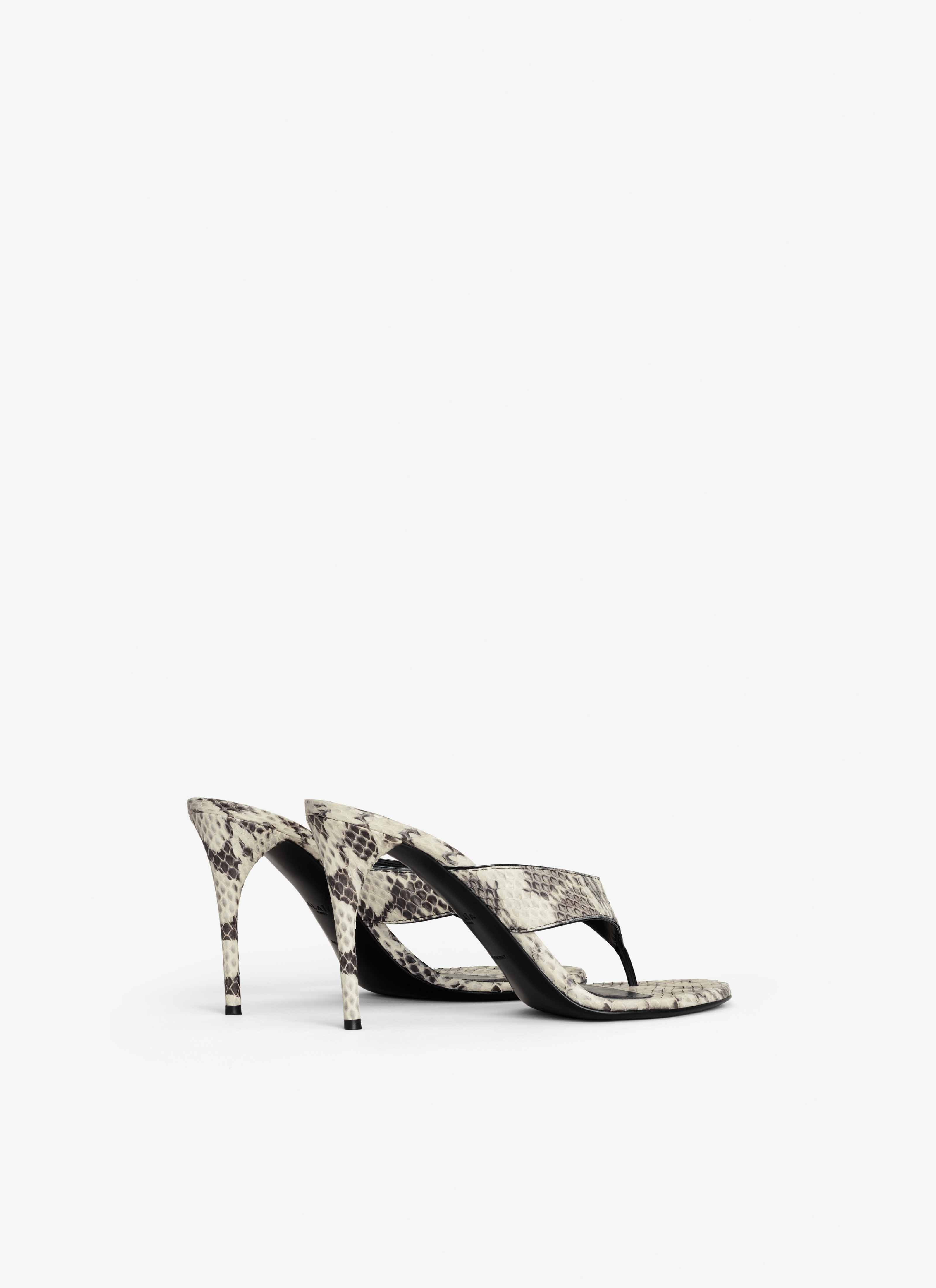 ALAÏA WHITE/BLACK INFRADITO THONG MULES IN ELAPHE