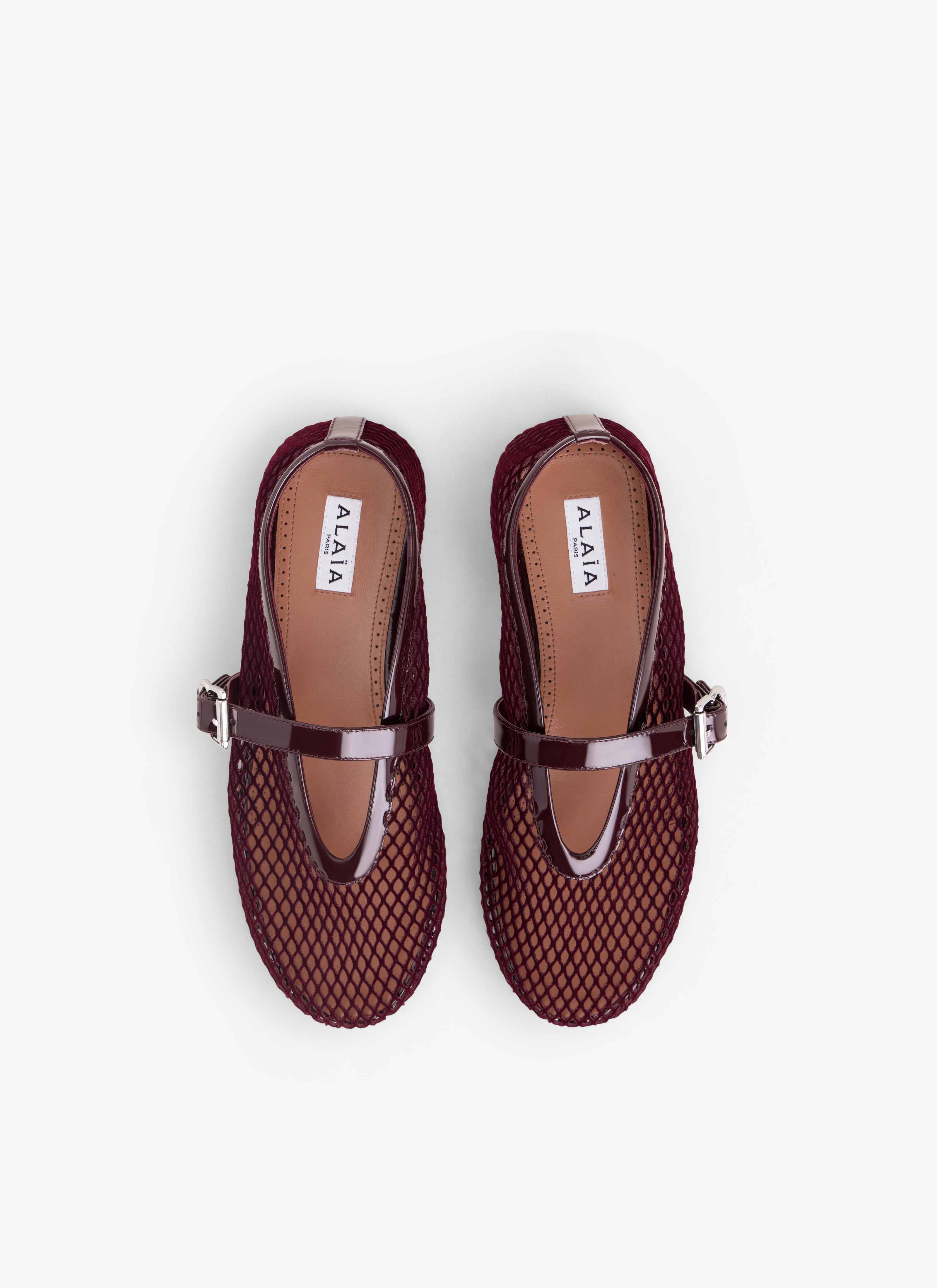 ALAÏA GARNET RED BALLET FLATS IN VELVET EFFECT FISHNET