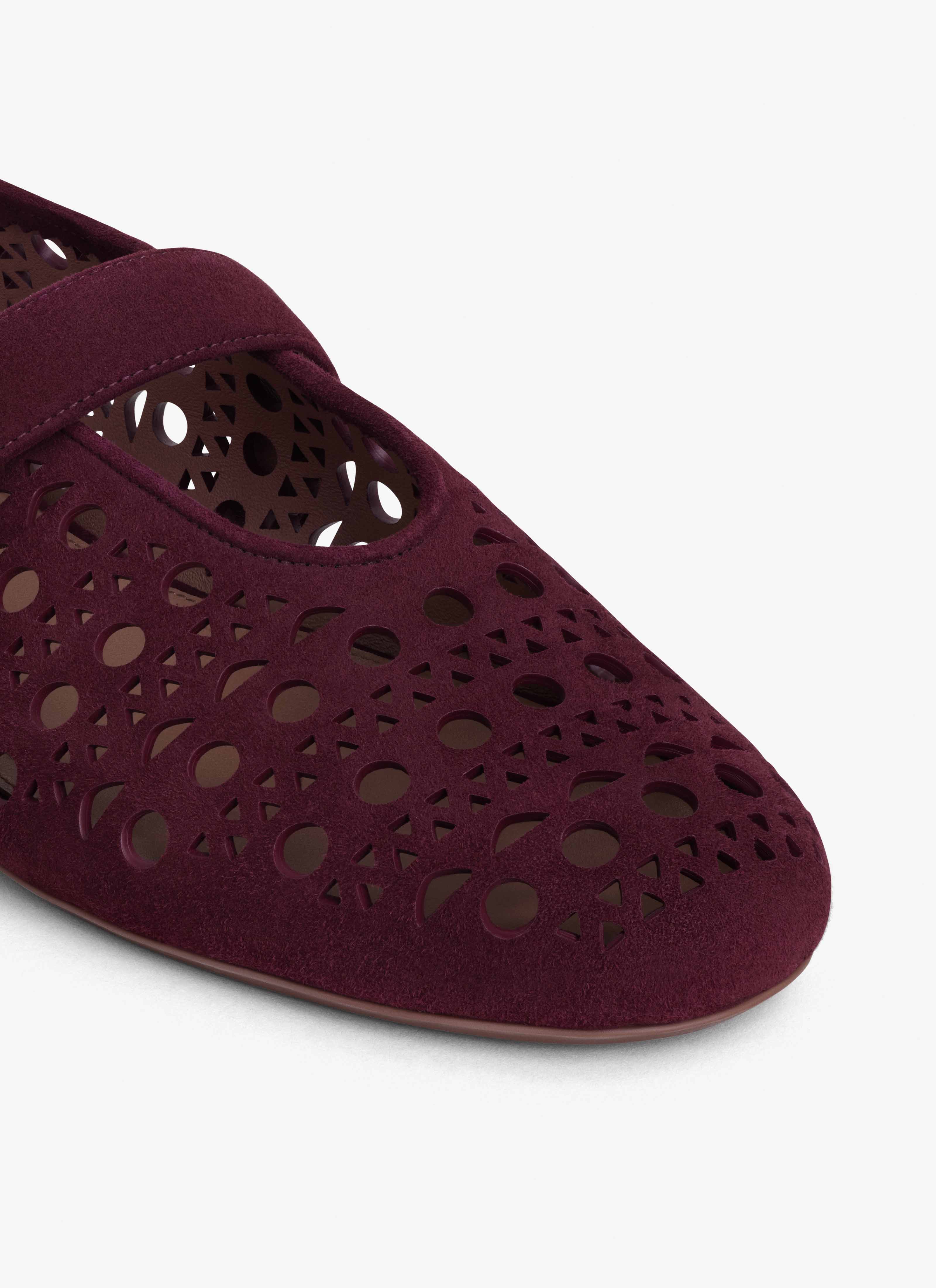 ALAÏA GARNET RED BALLET FLATS IN VIENNE SUEDE