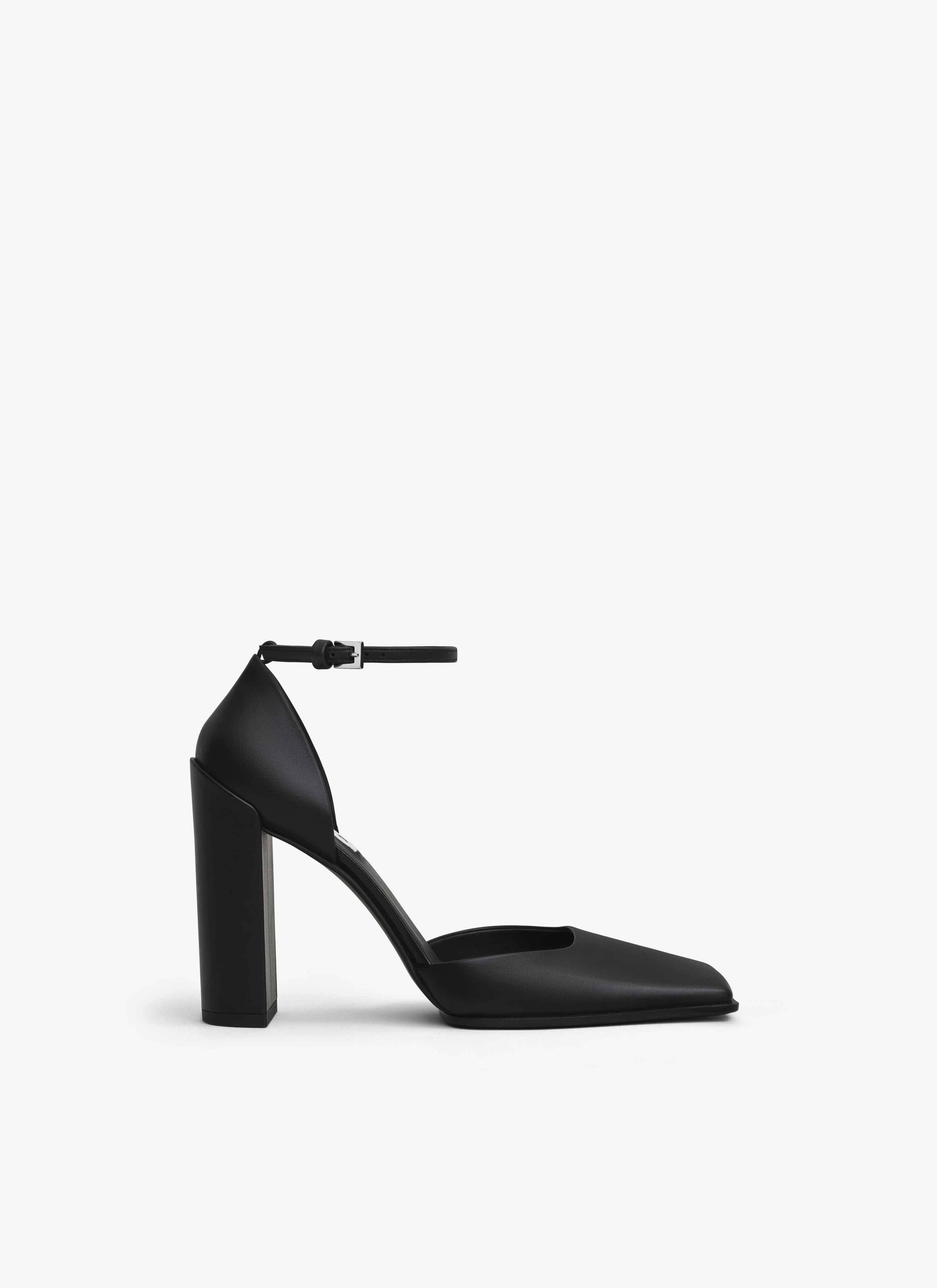 ALAÏA BLACK SQUARE D'ORSAY PUMPS IN CALFSKIN