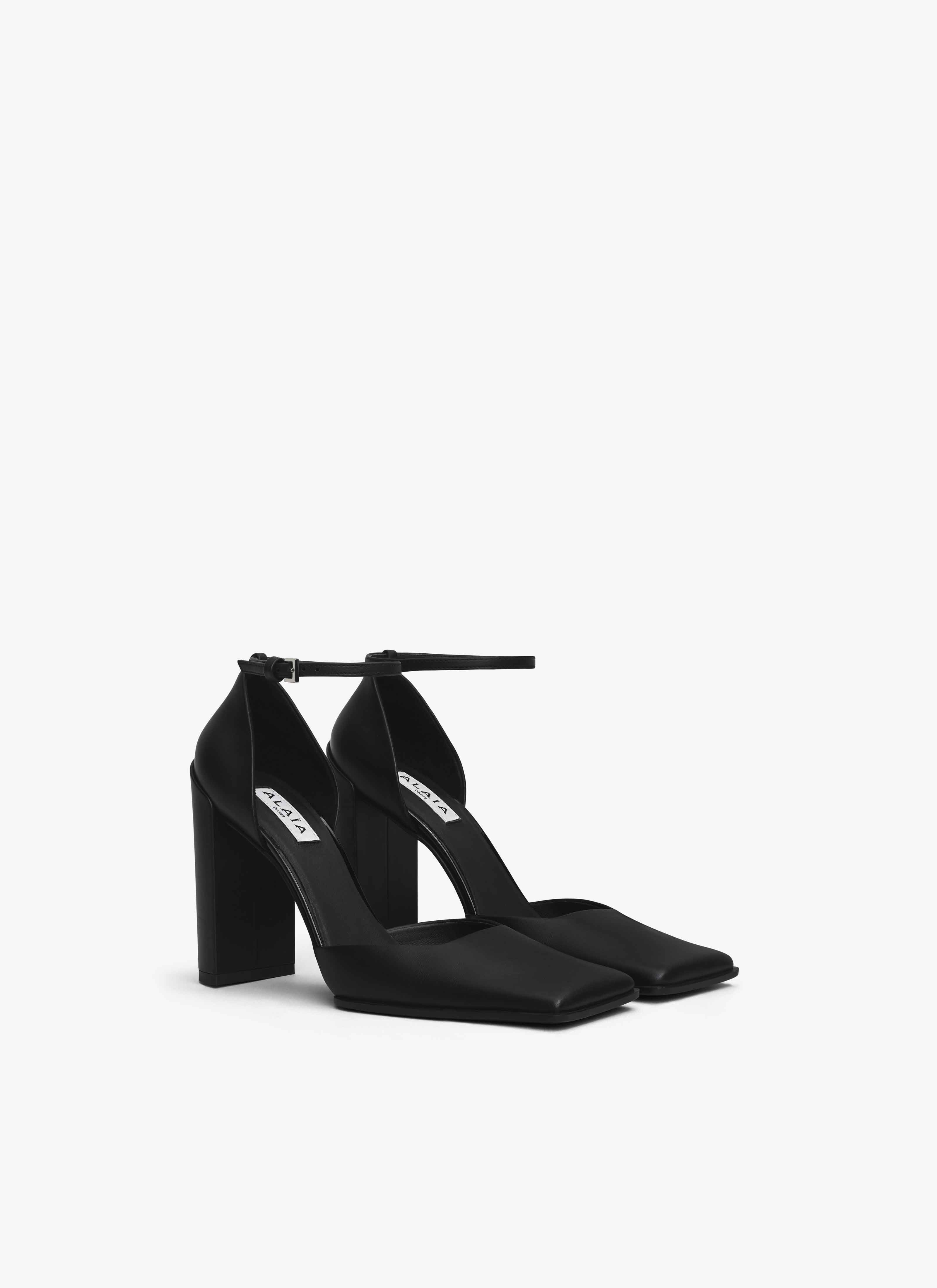 ALAÏA BLACK SQUARE D'ORSAY PUMPS IN CALFSKIN