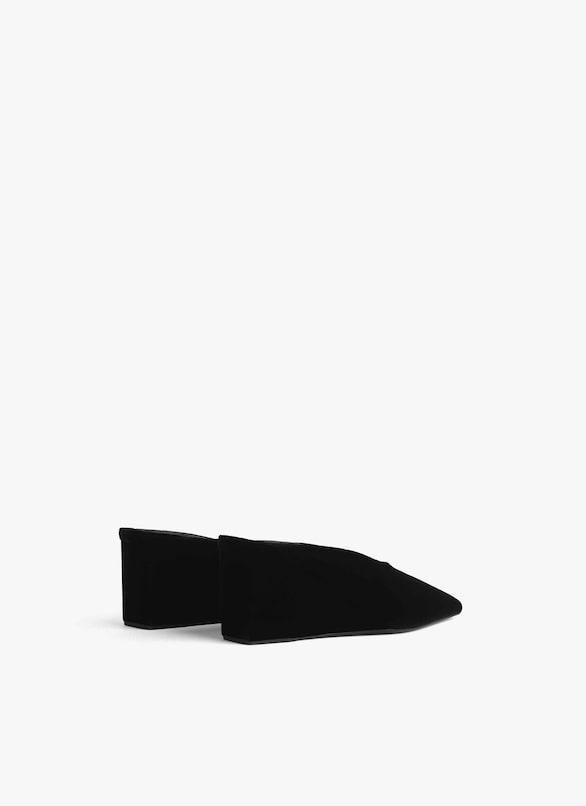 CUBE WEDGE MULES IN VELVET ALAÏA BLACK CUBE WEDGE MULES IN VELVET