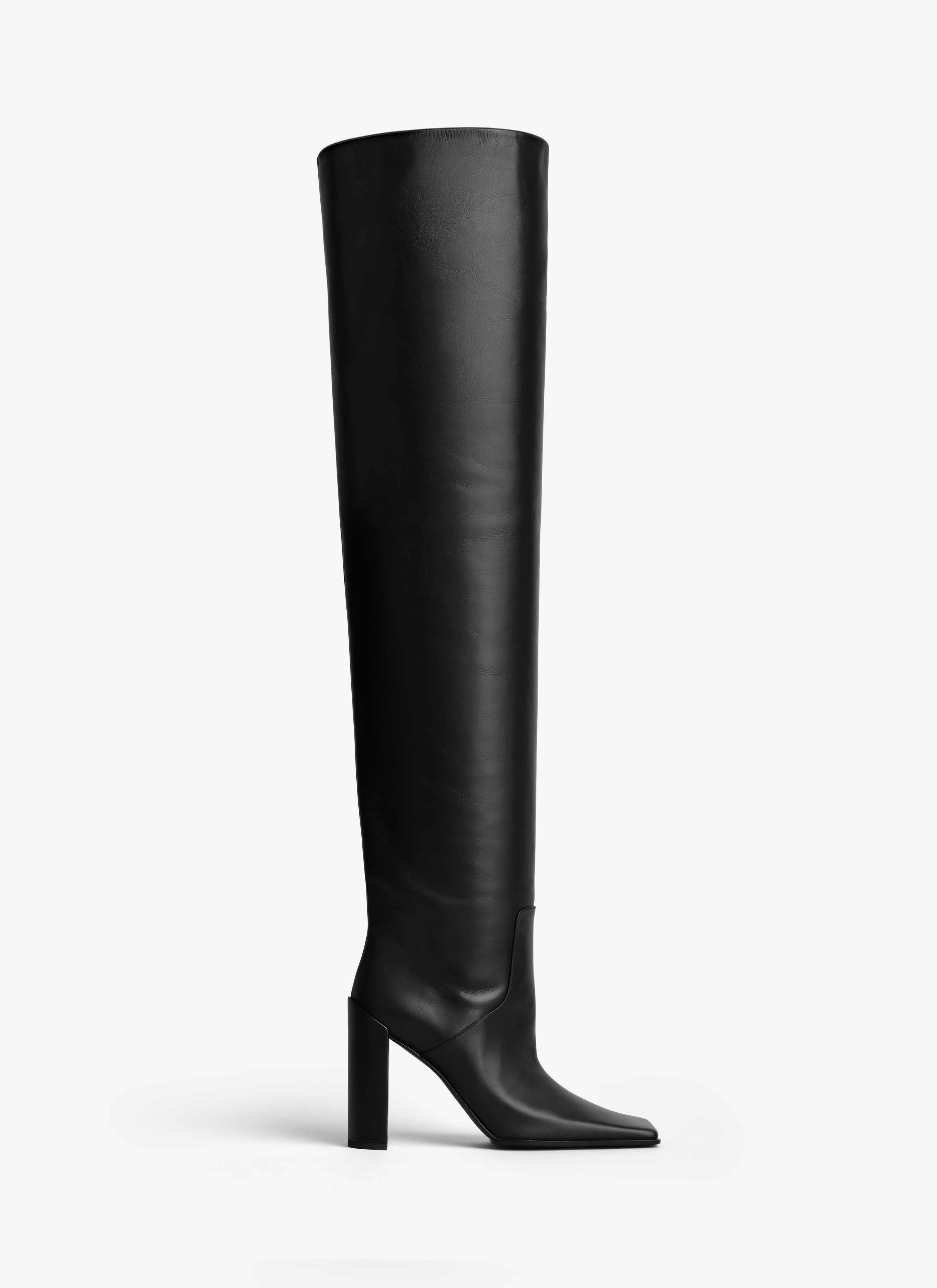 ALAÏA BLACK SQUARE HIGH BOOTS IN CALFSKIN
