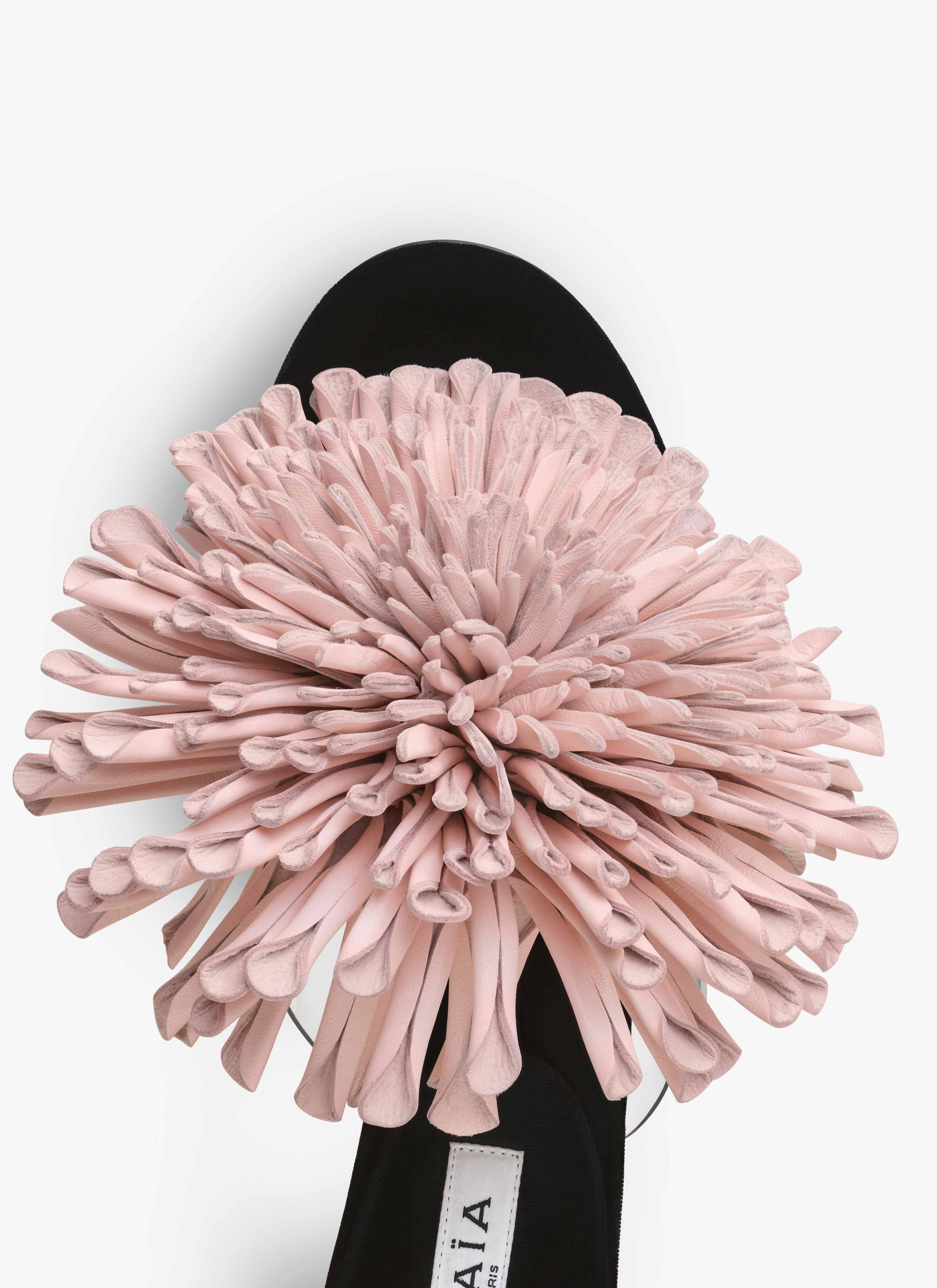 ALAÏA PALE PINK ASYMETRIC HEEL SANDALS IN LAMBSKIN