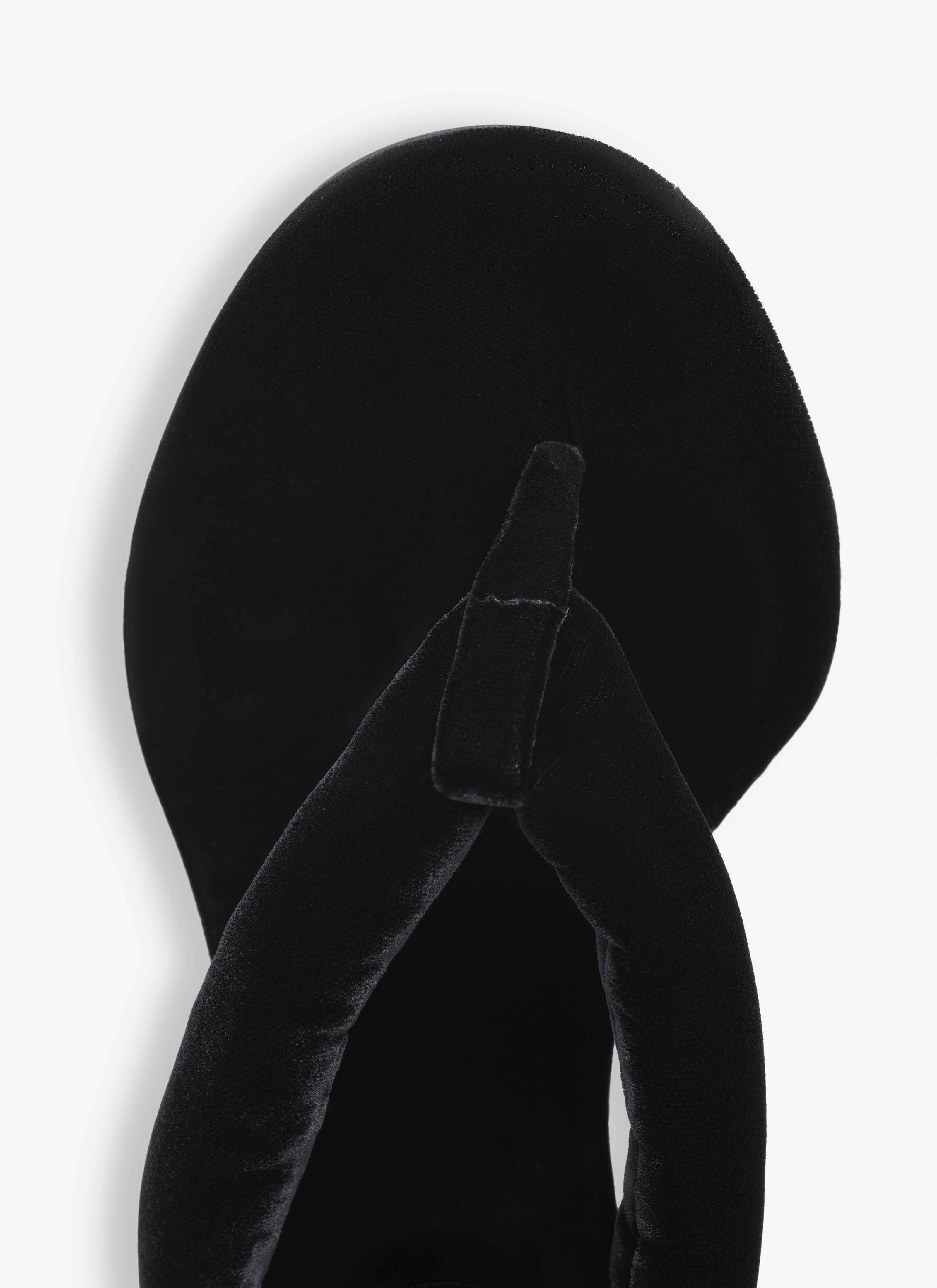ALAÏA BLACK HEEL THONG MULES IN VELVET