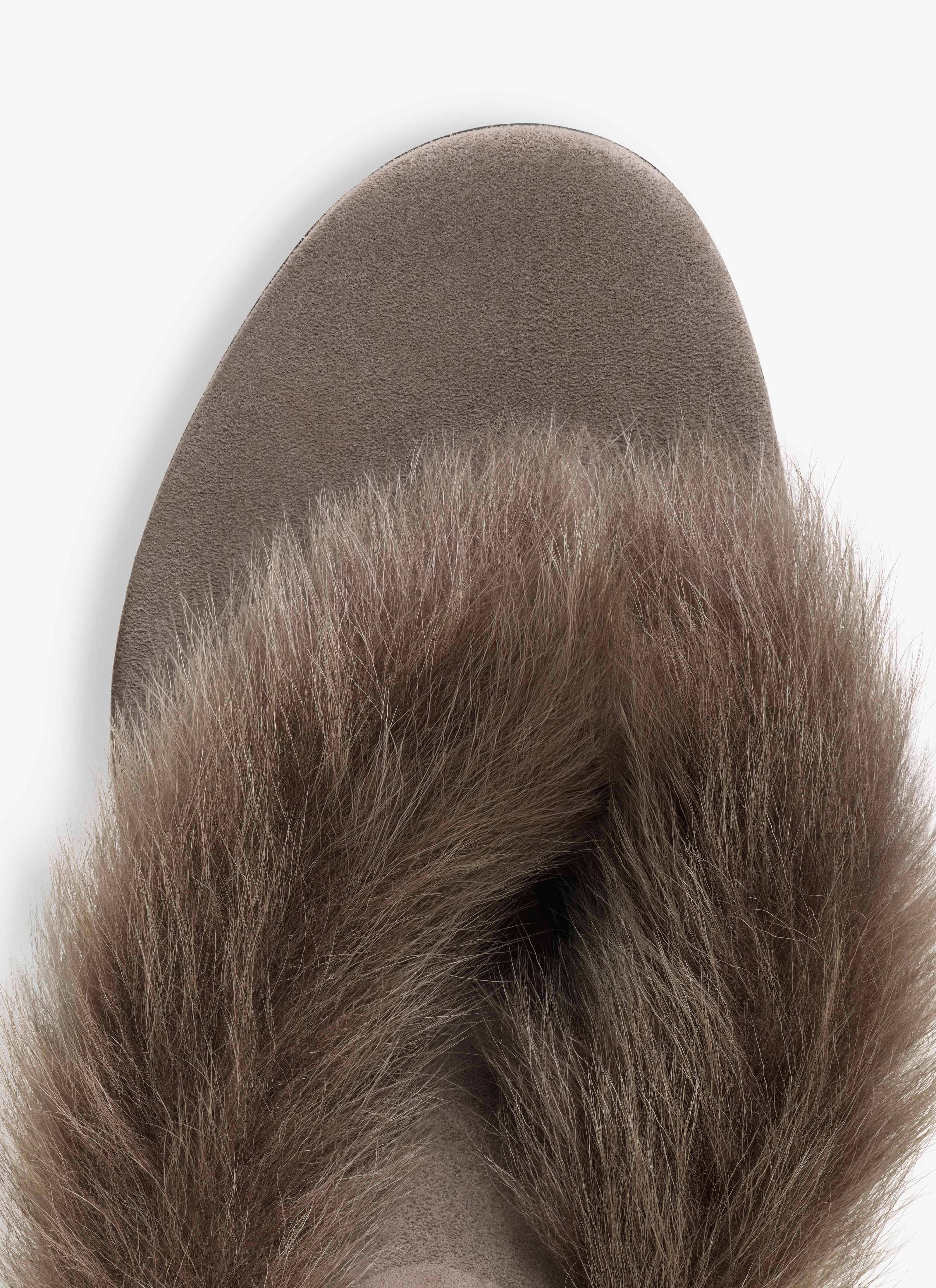 ALAÏA TAUPE HEEL THONG MULES IN LAMBSKIN