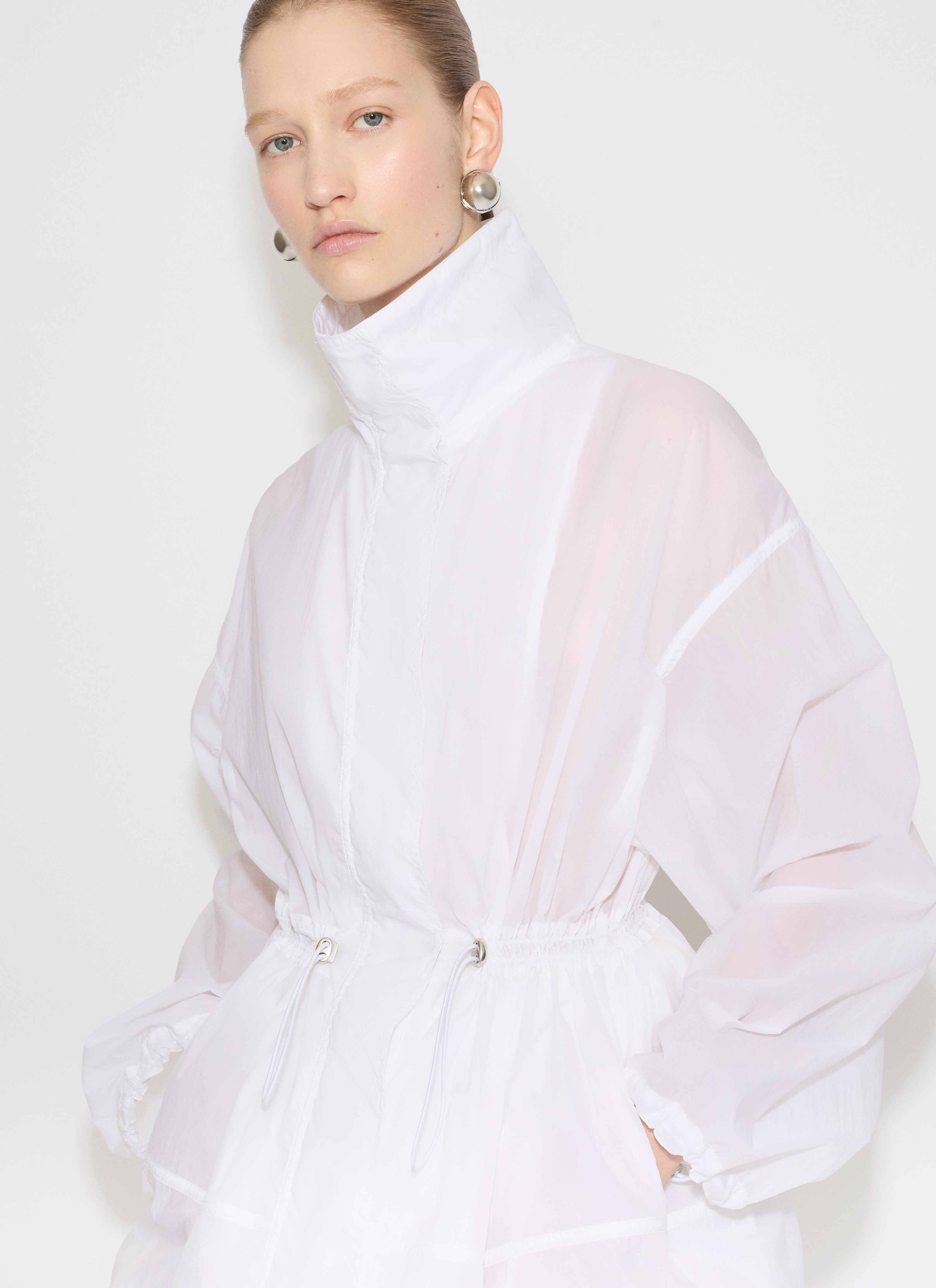 ALAÏA PARKA BALLON EN NYLON SOUPLE BLANC