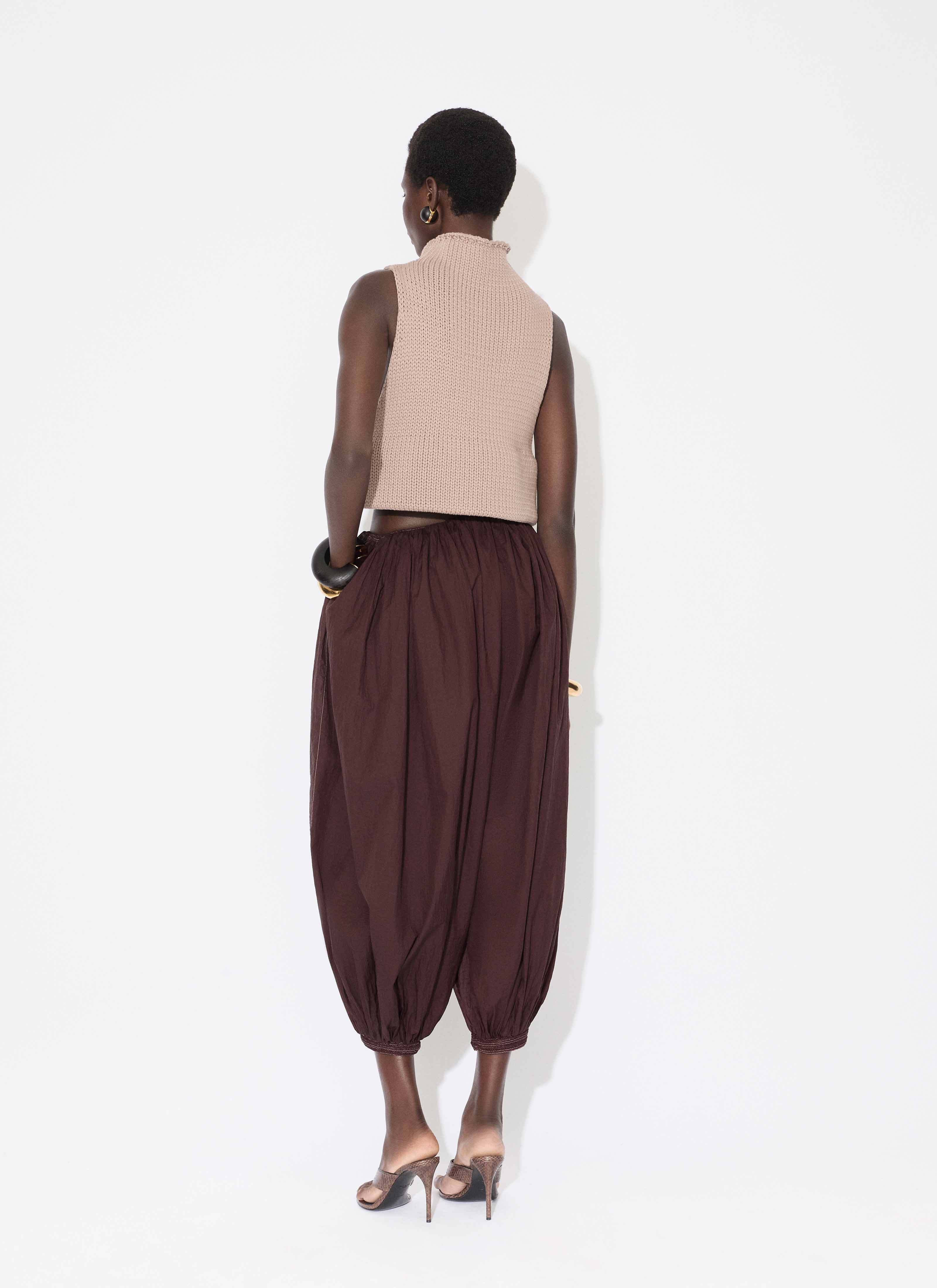 ALAÏA BURGUNDY SOFT NYLON BALLOON PANTS