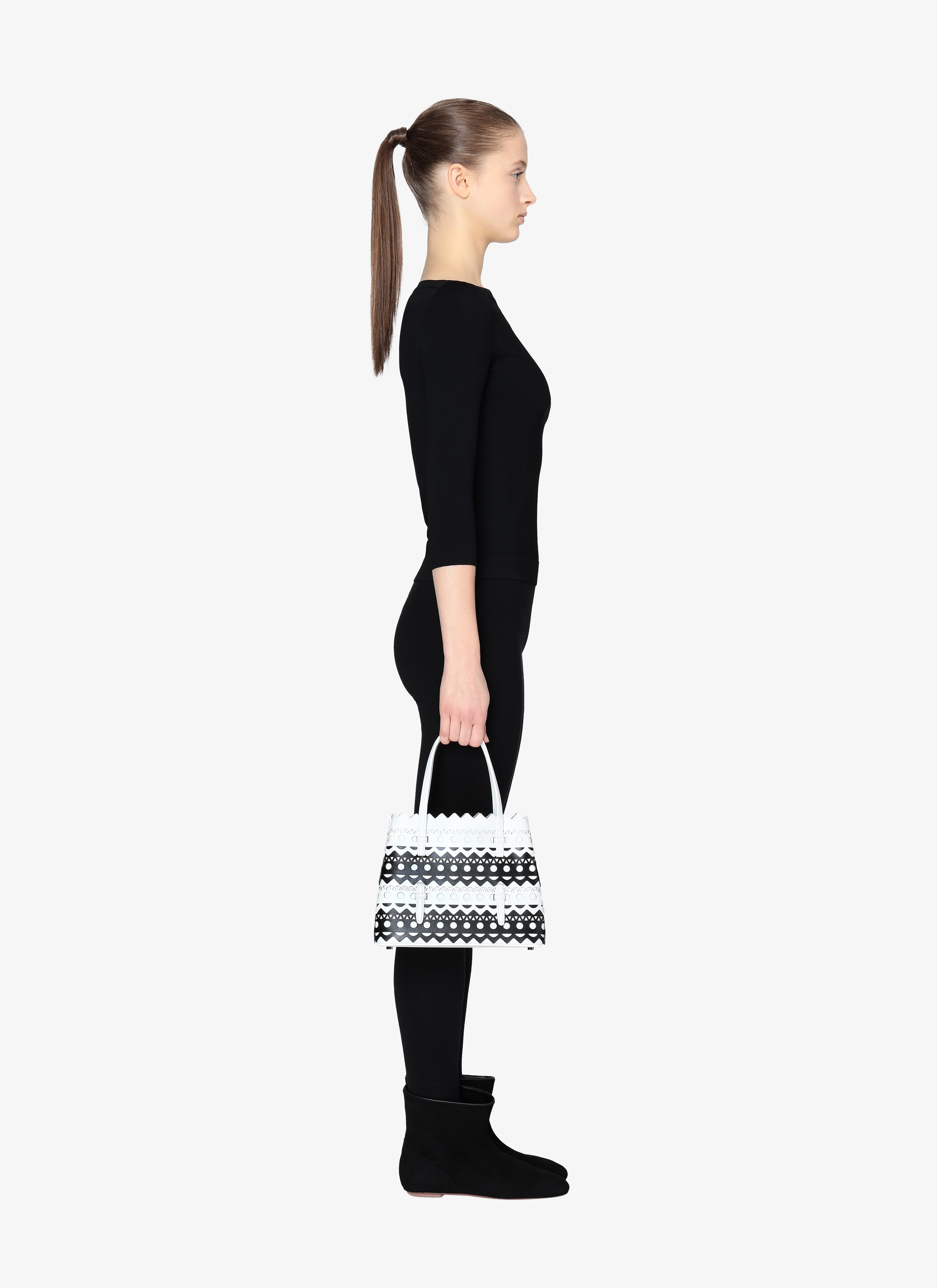 ALAÏA WHITE/BLACK 