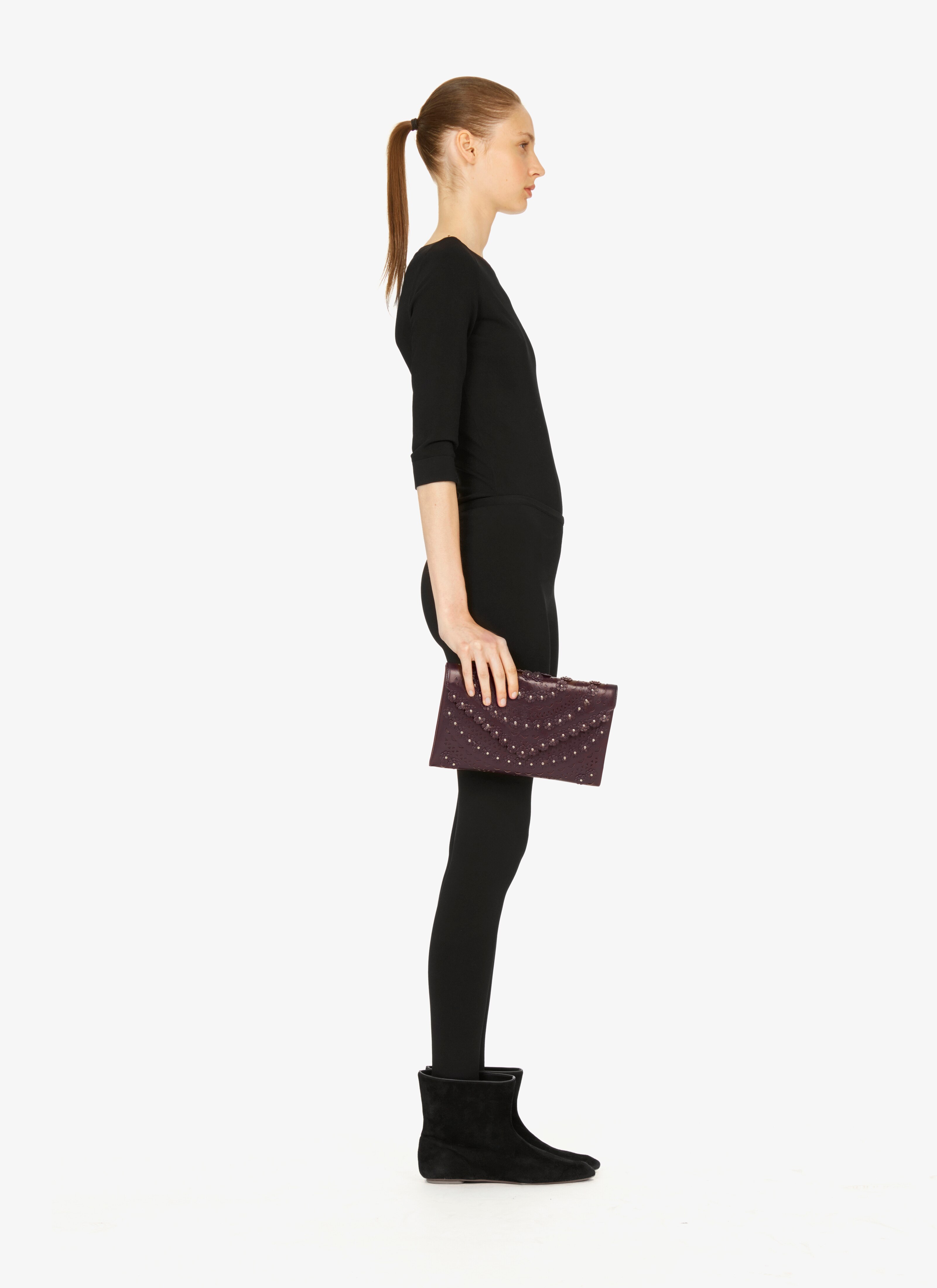 Oum 26 Clutch Oum 26 Clutch - maison-alaia.com