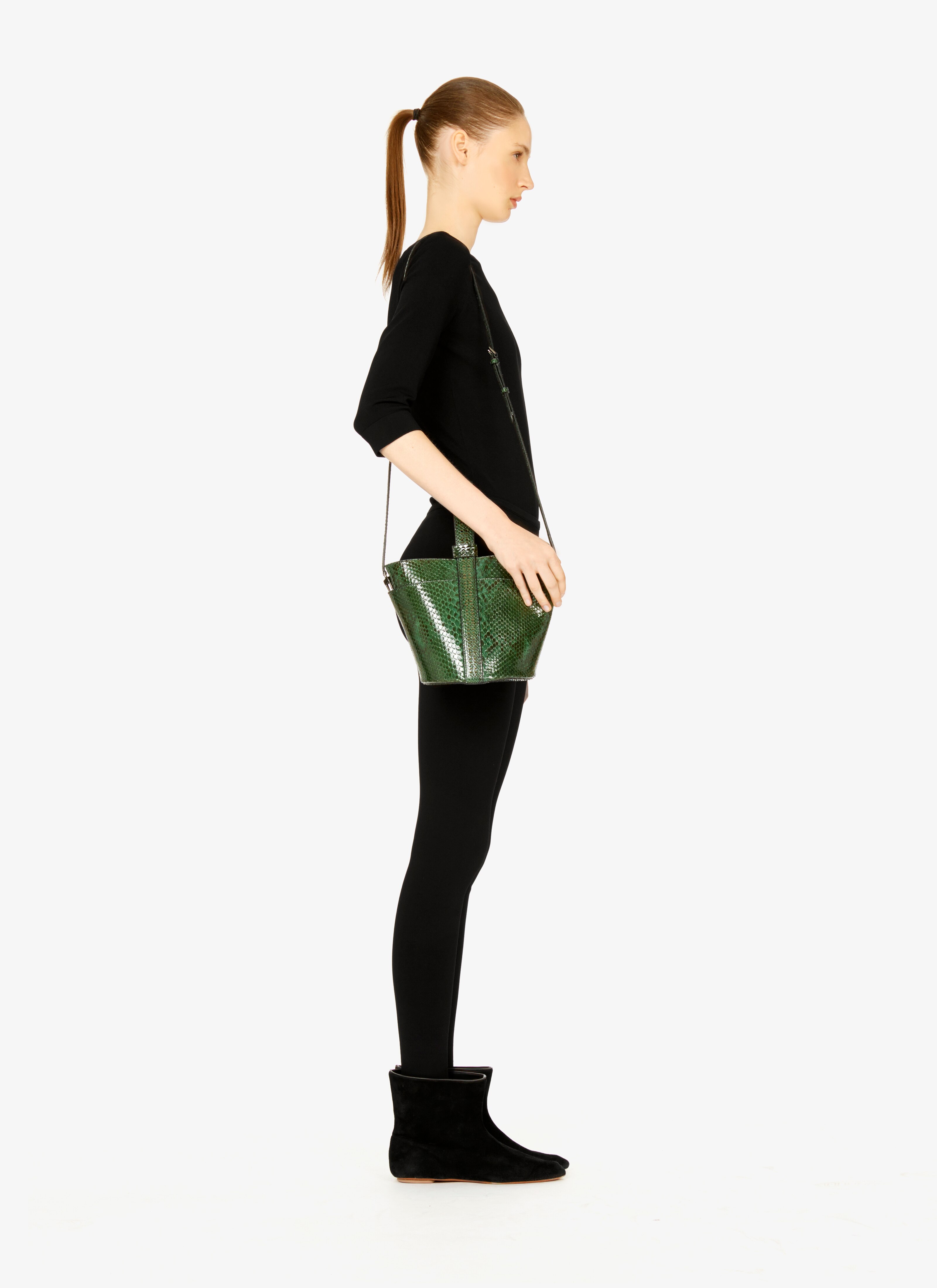 Stella 17 Bracelet Bag Stella 17 Bracelet Bag - maison-alaia.com