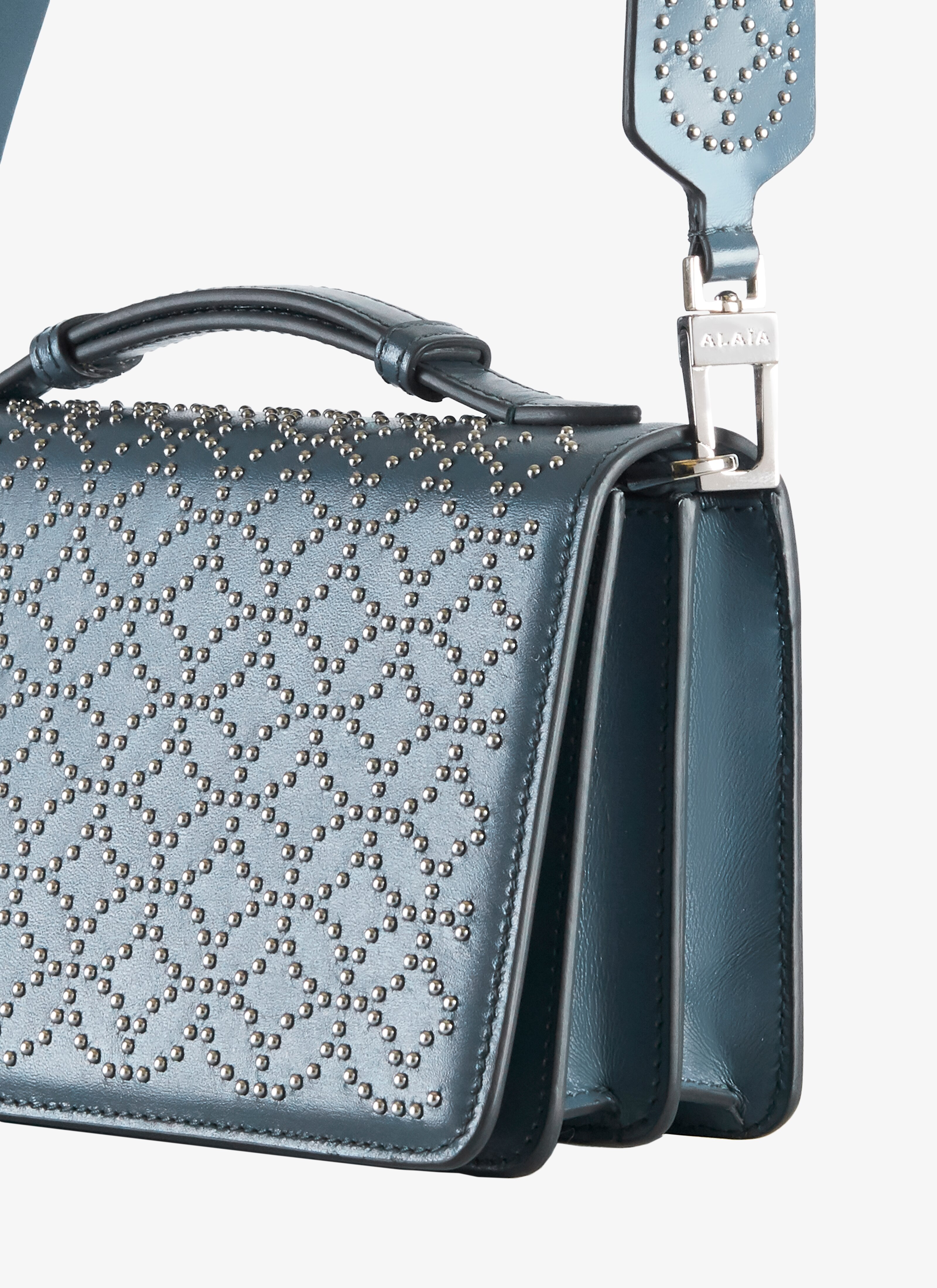 Franca 17 Crossbody Bag Franca 17 Crossbody Bag - maison-alaia.com