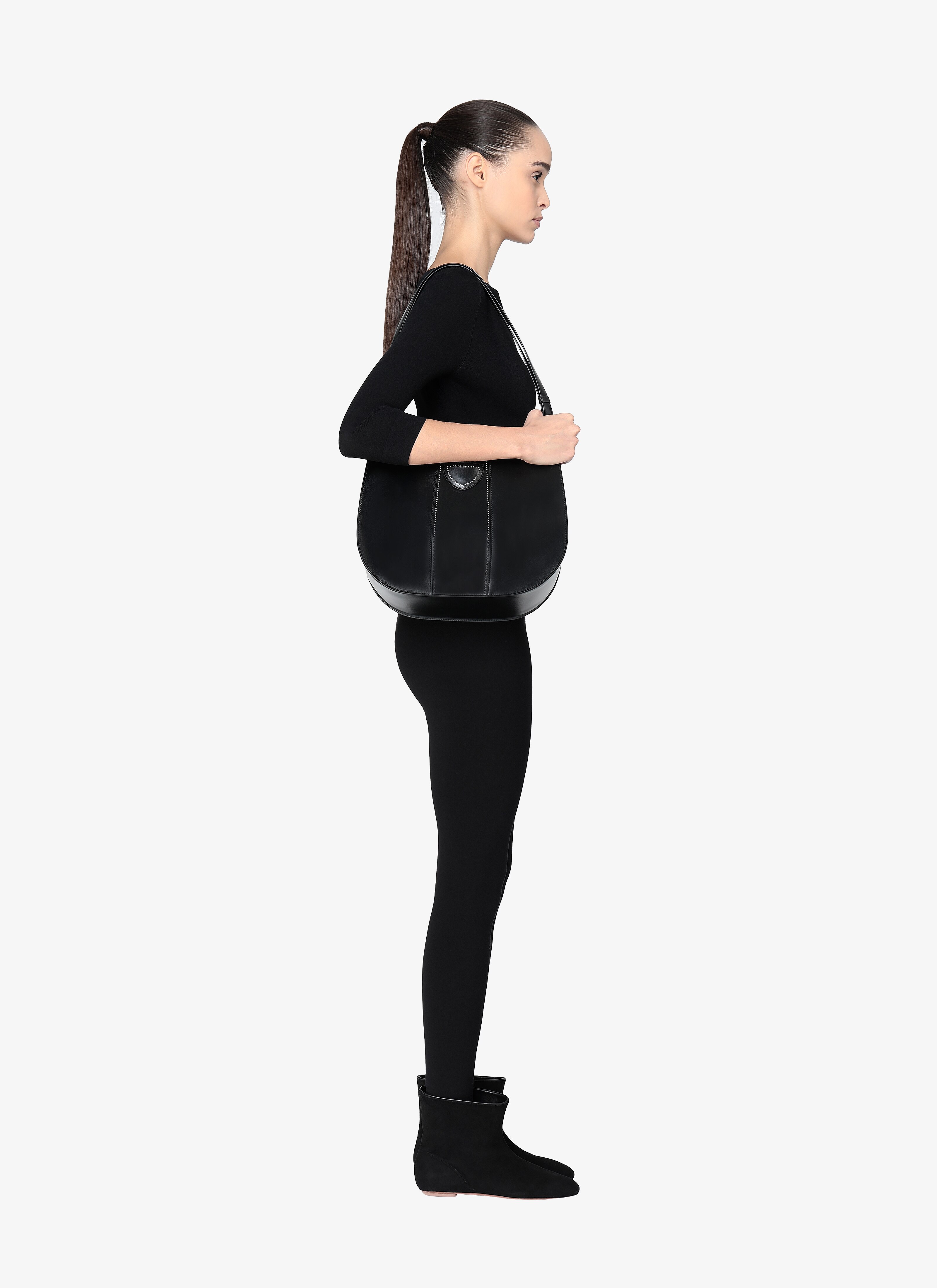 A28 Shoulder Bag A28 Shoulder Bag - maison-alaia.com