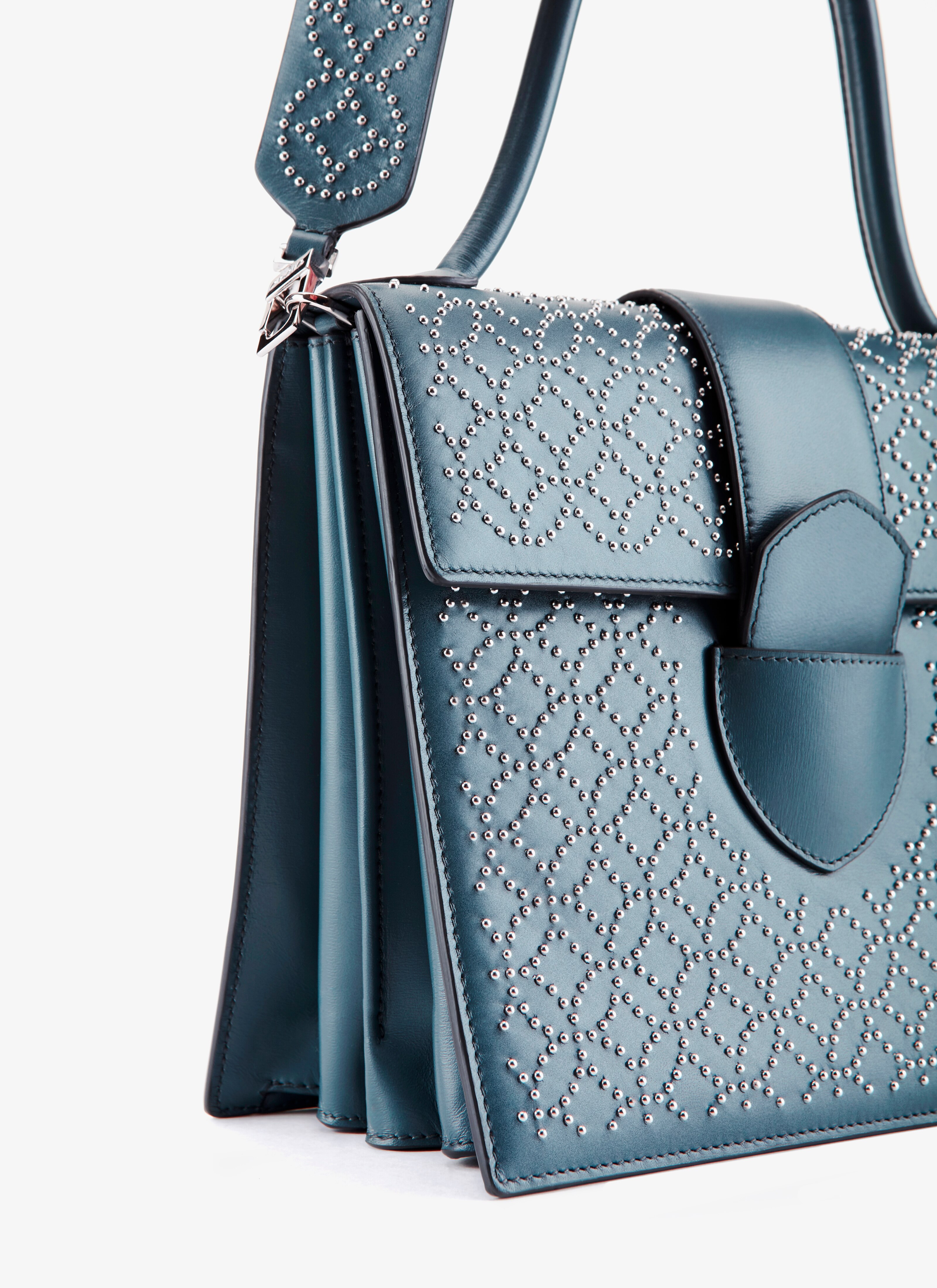 Leonie 23 Handbag Leonie 23 Handbag - maison-alaia.com
