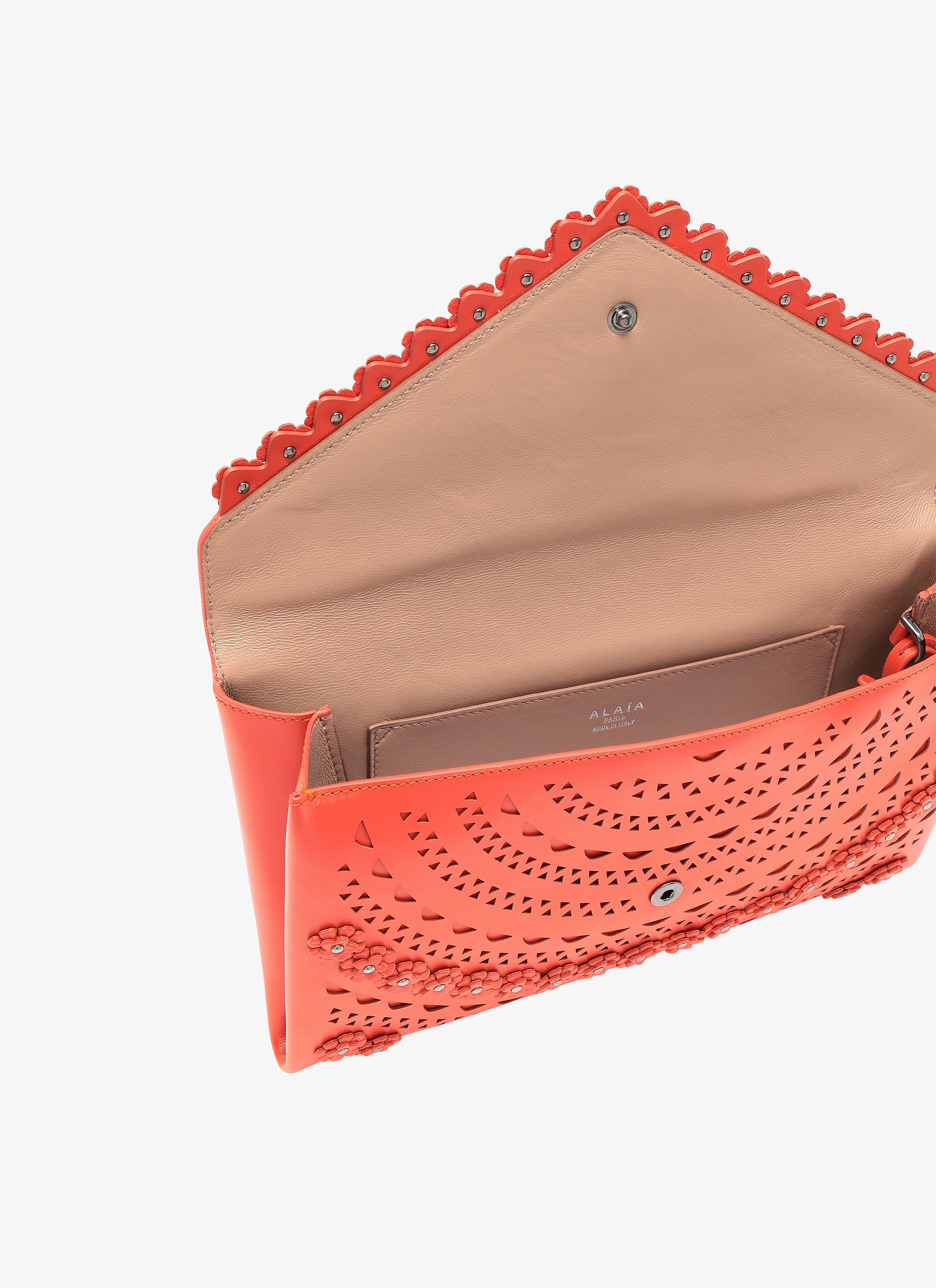 Oum 26 Clutch Oum 26 Clutch - maison-alaia.com
