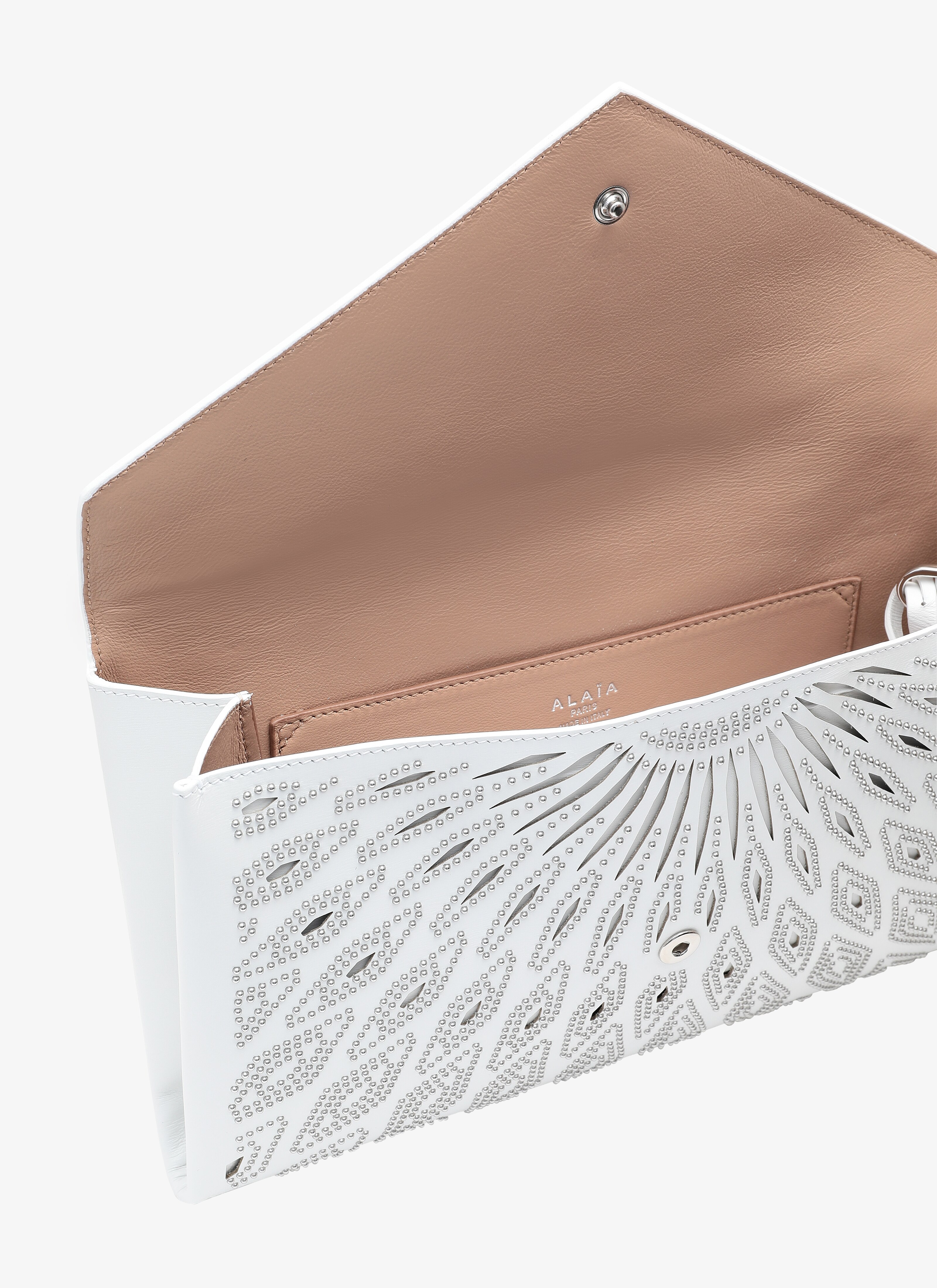Oum 26 Clutch Oum 26 Clutch - maison-alaia.com