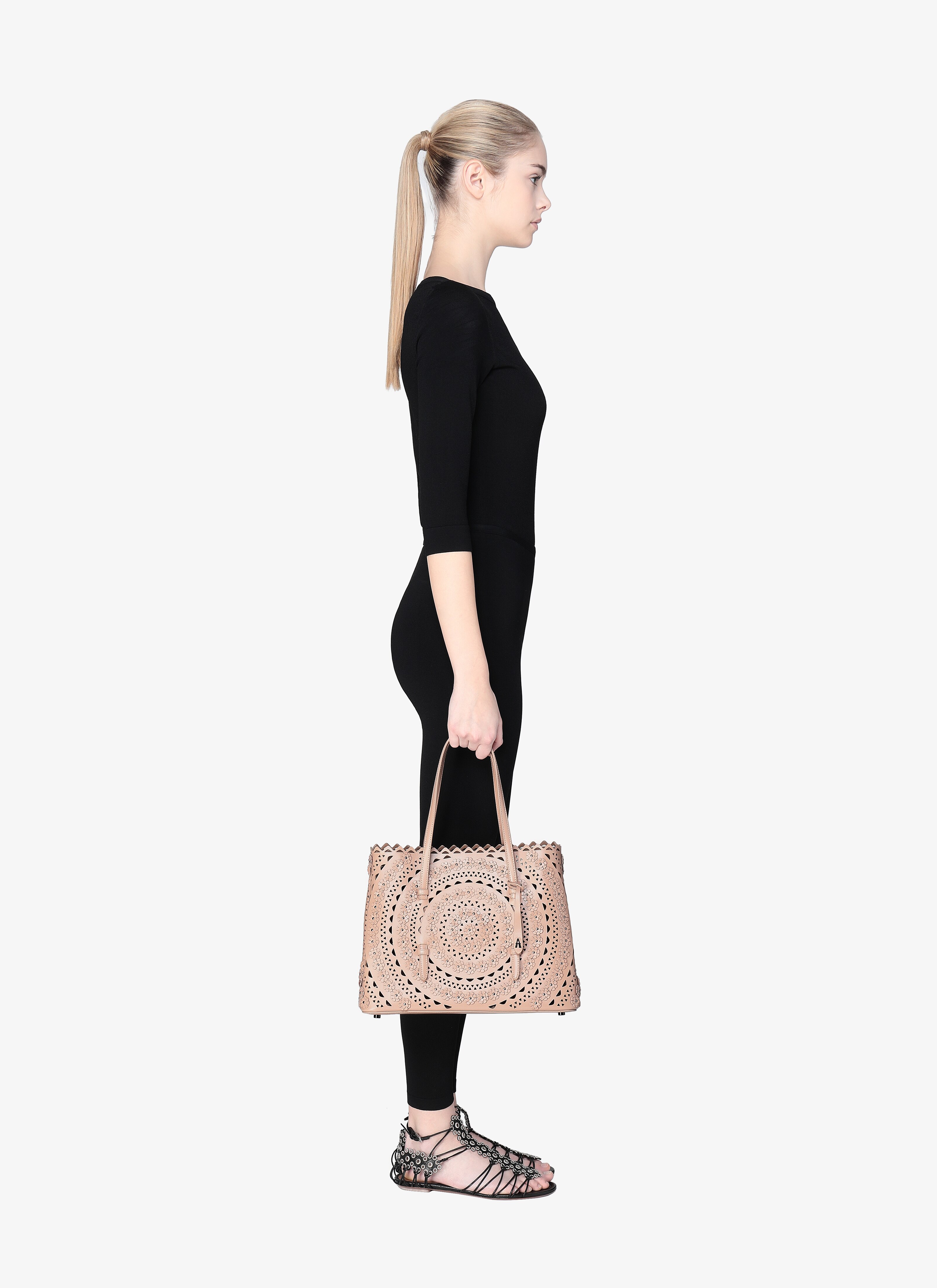 Mina 32 Tote Bag Mina 32 Tote Bag - maison-alaia.com