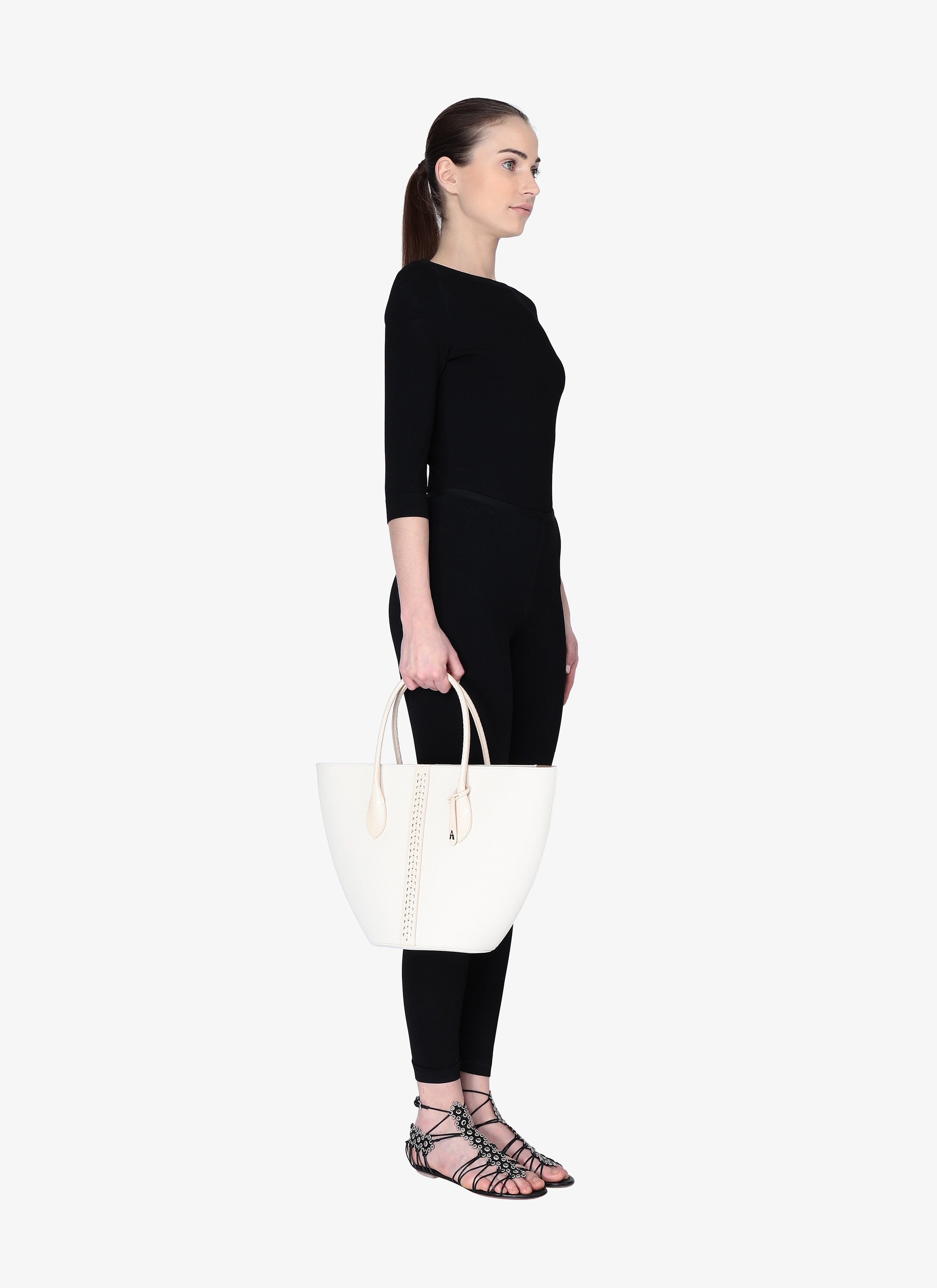 Latifa 20 Handbag Latifa 20 Handbag - maison-alaia.com
