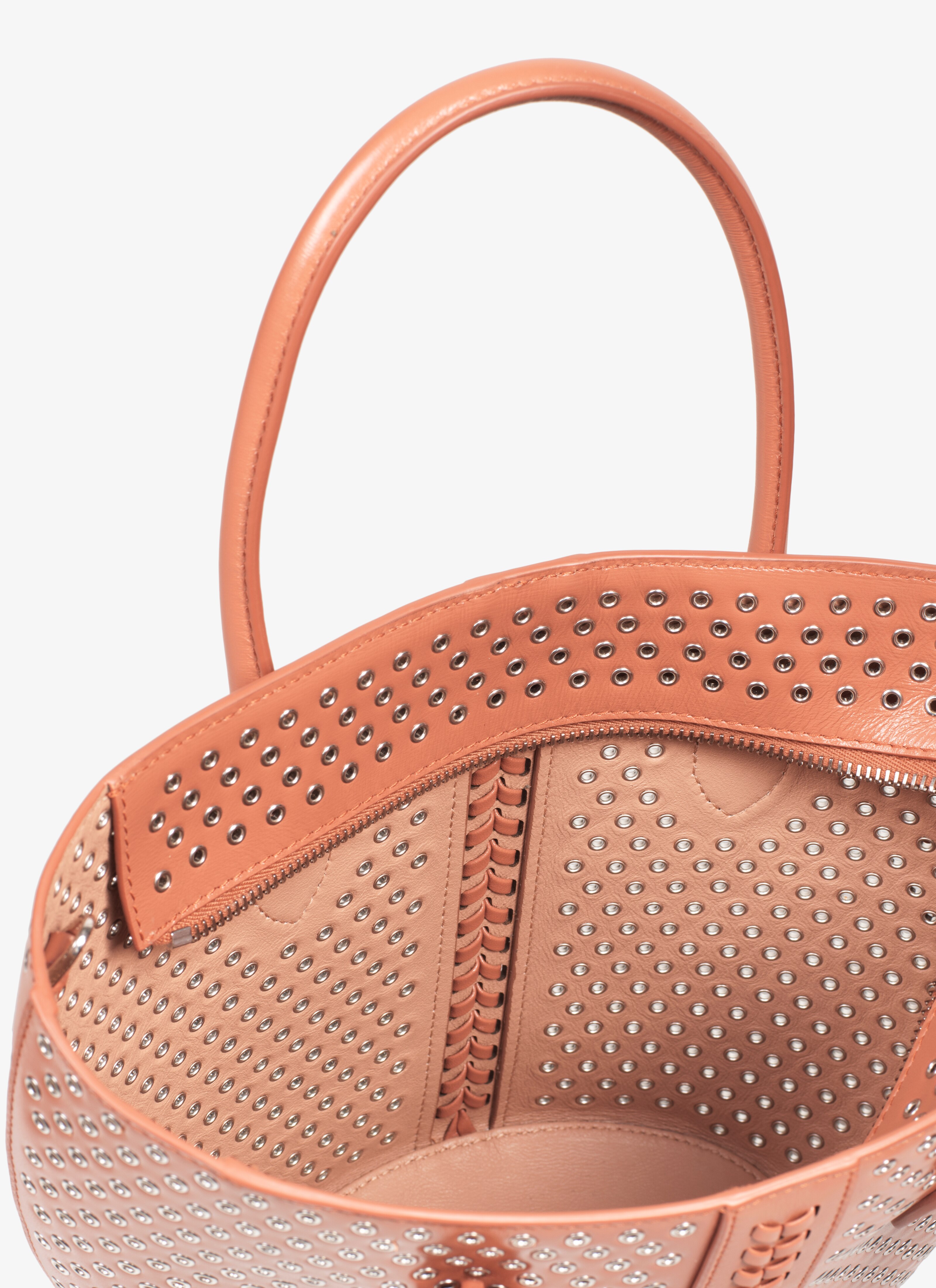 Latifa 15 Handbag Latifa 15 Handbag - maison-alaia.com