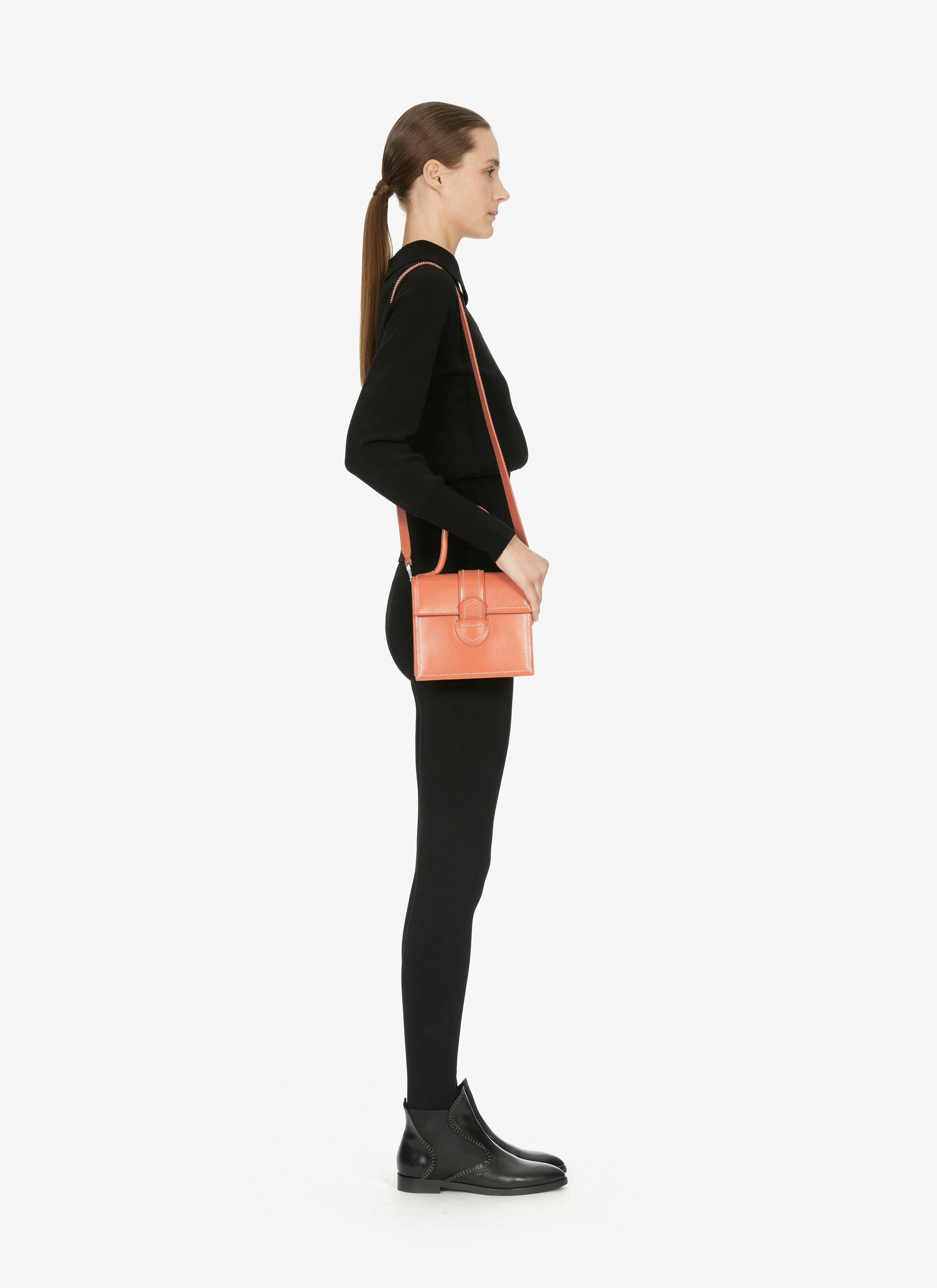 Leonie 23 Handbag Leonie 23 Handbag - maison-alaia.com