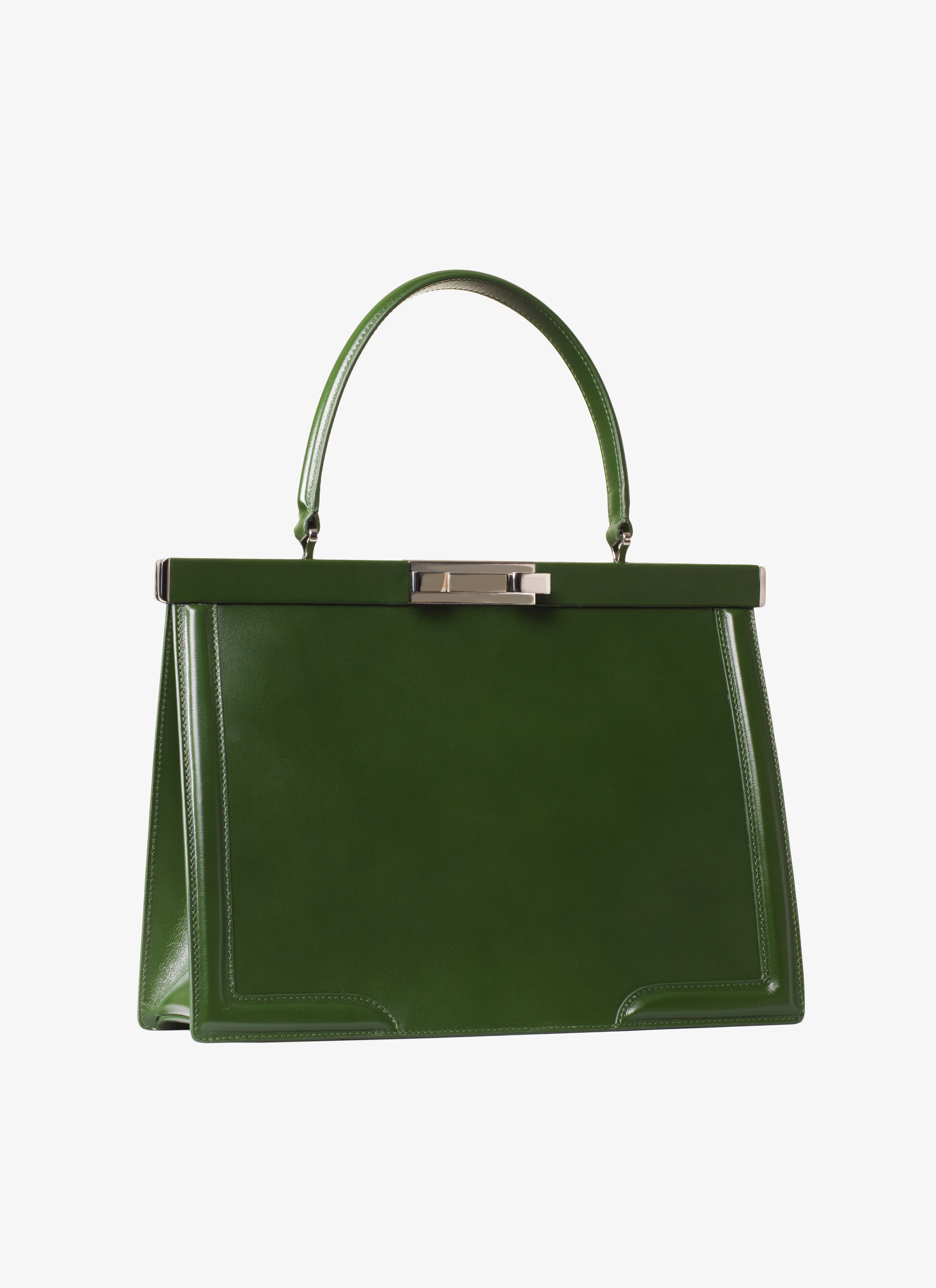 Cecile 33 Handbag
Cecile 33 Handbag
- maison-alaia.com