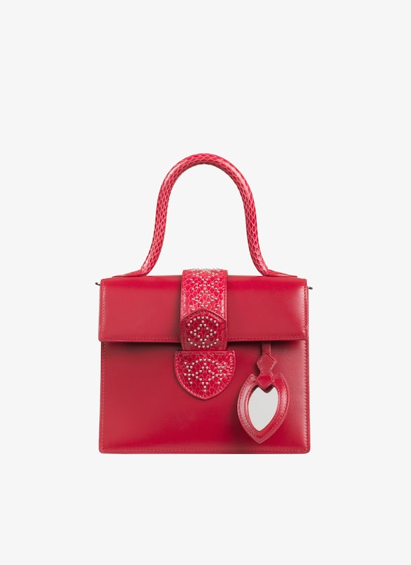 LEONIE SMALL CL+PATTE ELA.CLOU ARABESQ LAQUE ALAÏA LACQUER RED  LEONIE SMALL CL+PATTE ELA.CLOU ARABESQ LAQUE