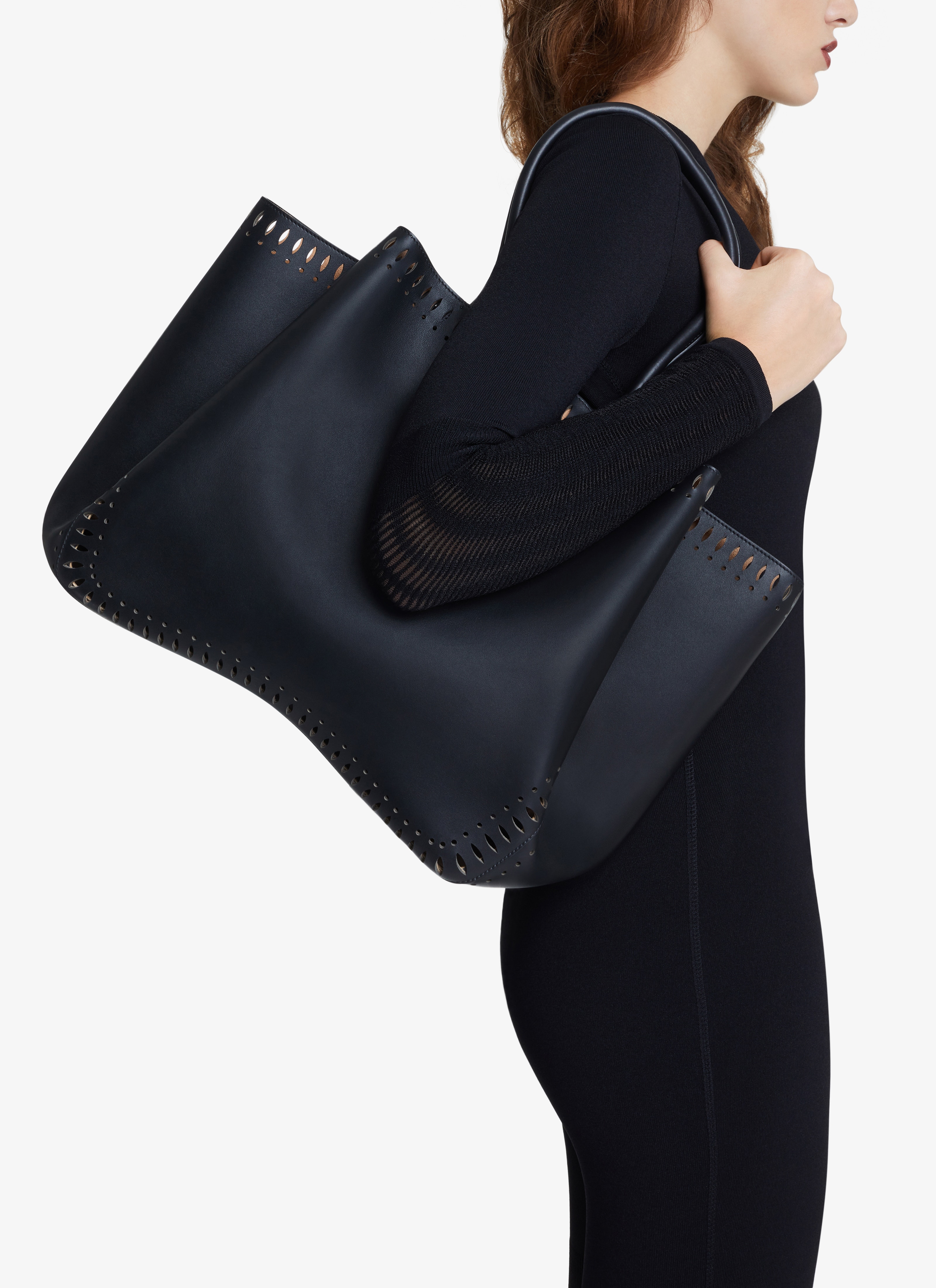 ALAÏA BLACK HANDBAGS