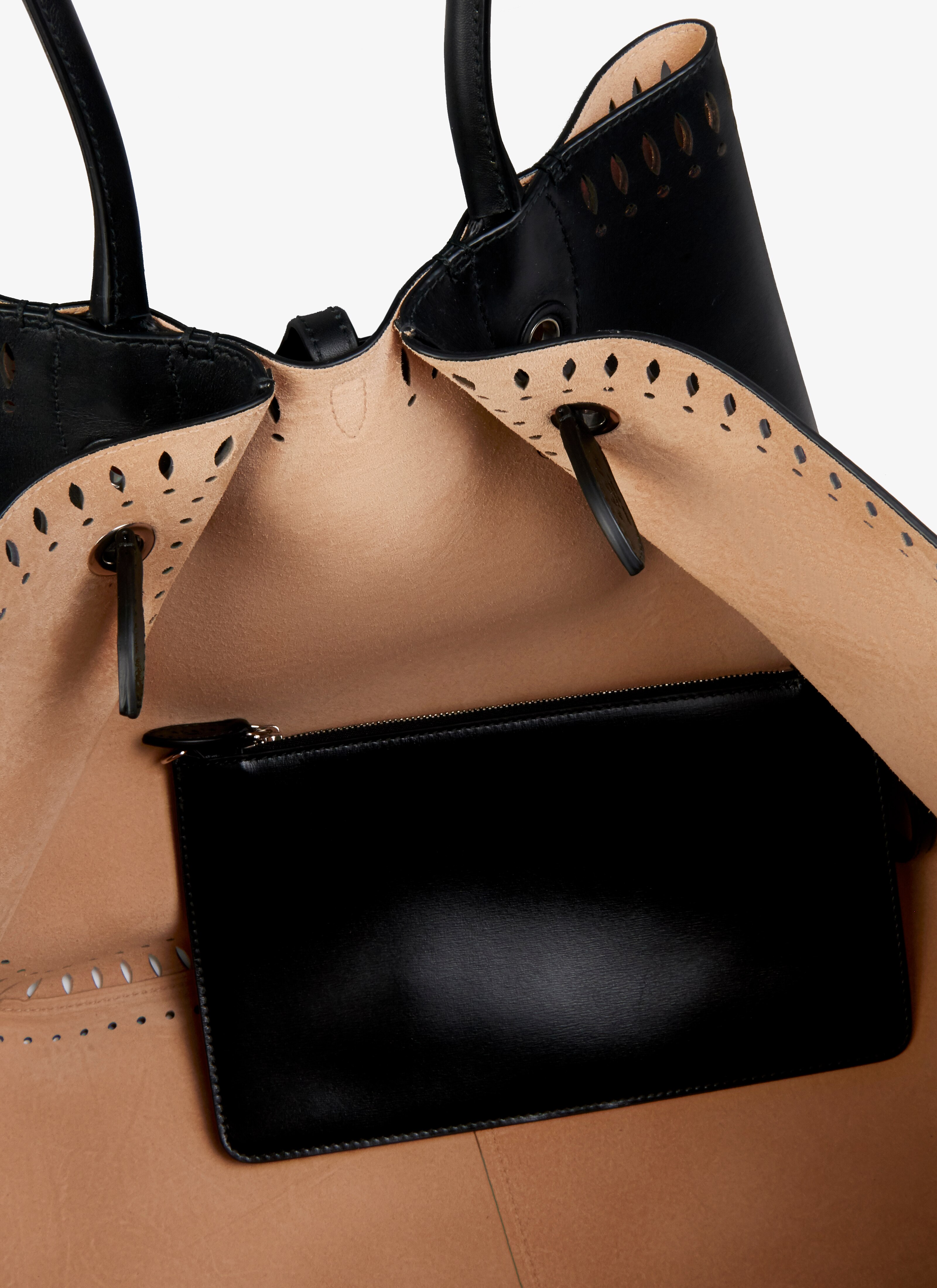 ALAÏA BLACK HANDBAGS