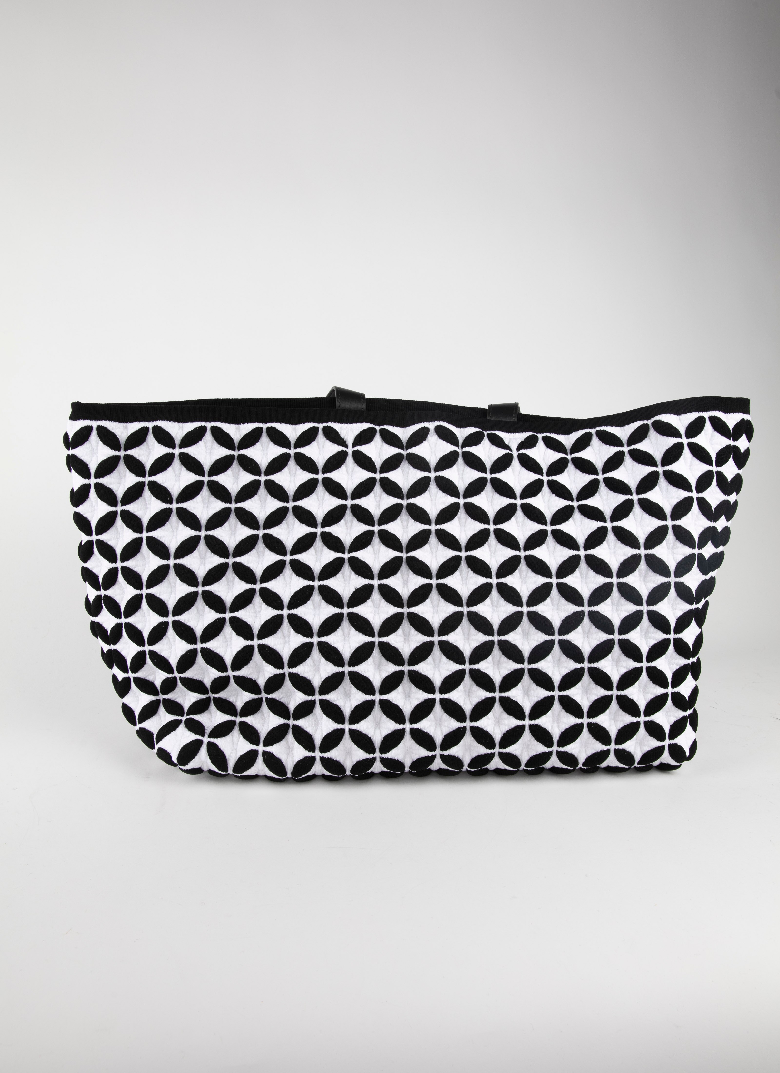 ALAÏA SAC CABAS EN MAILLE NOIR/BLANC