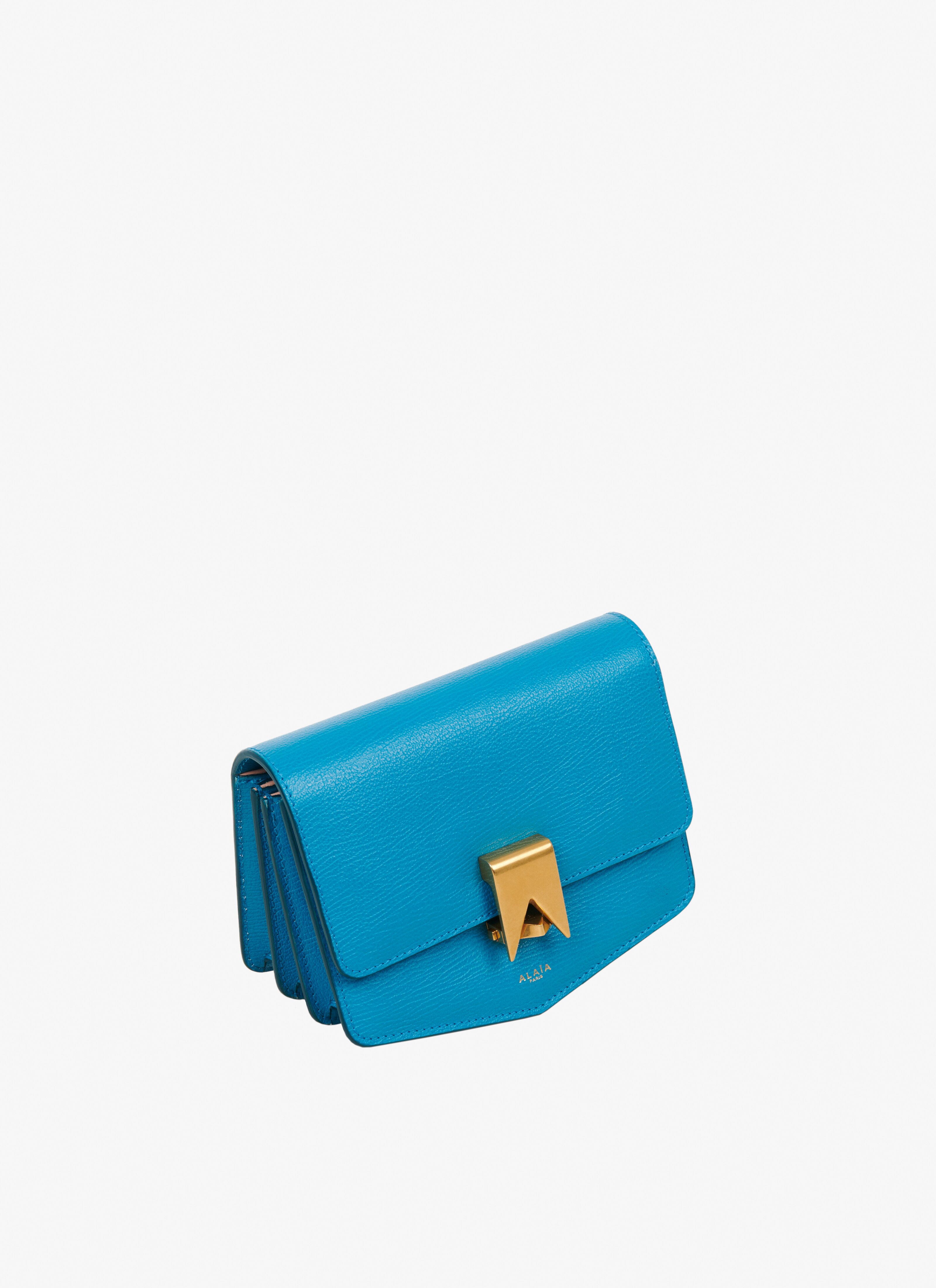 ALAÏA LAGOO LE PAPA SMALL BAG IN CALFSKIN
