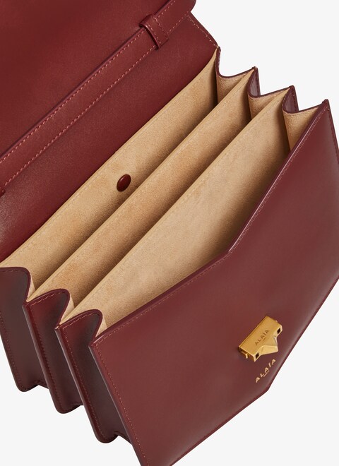 Le Papa bag in calfskin - maison-alaia.com